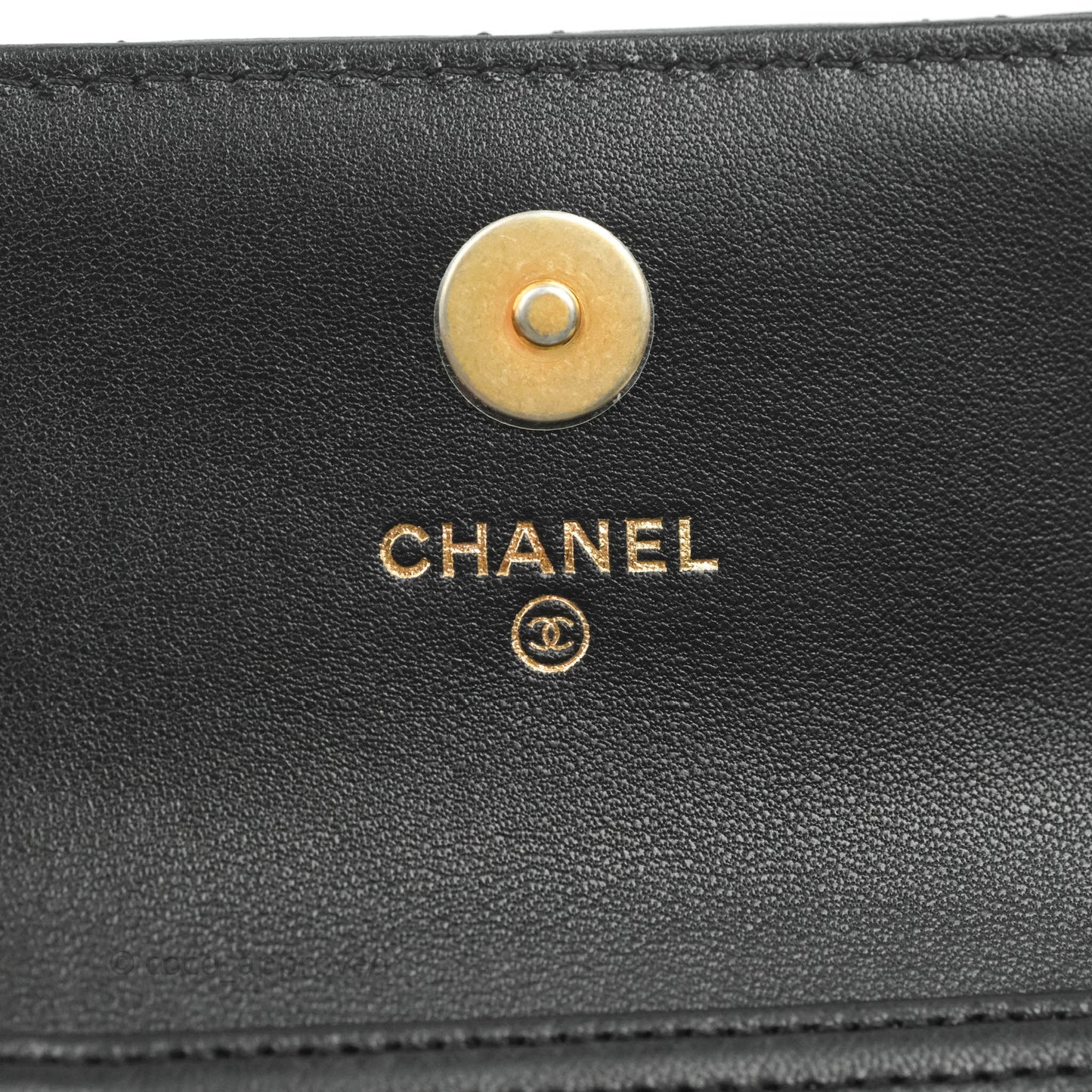 Chanel Pearl Crush Card Holder Black Lambskin Aged Gold Hardware