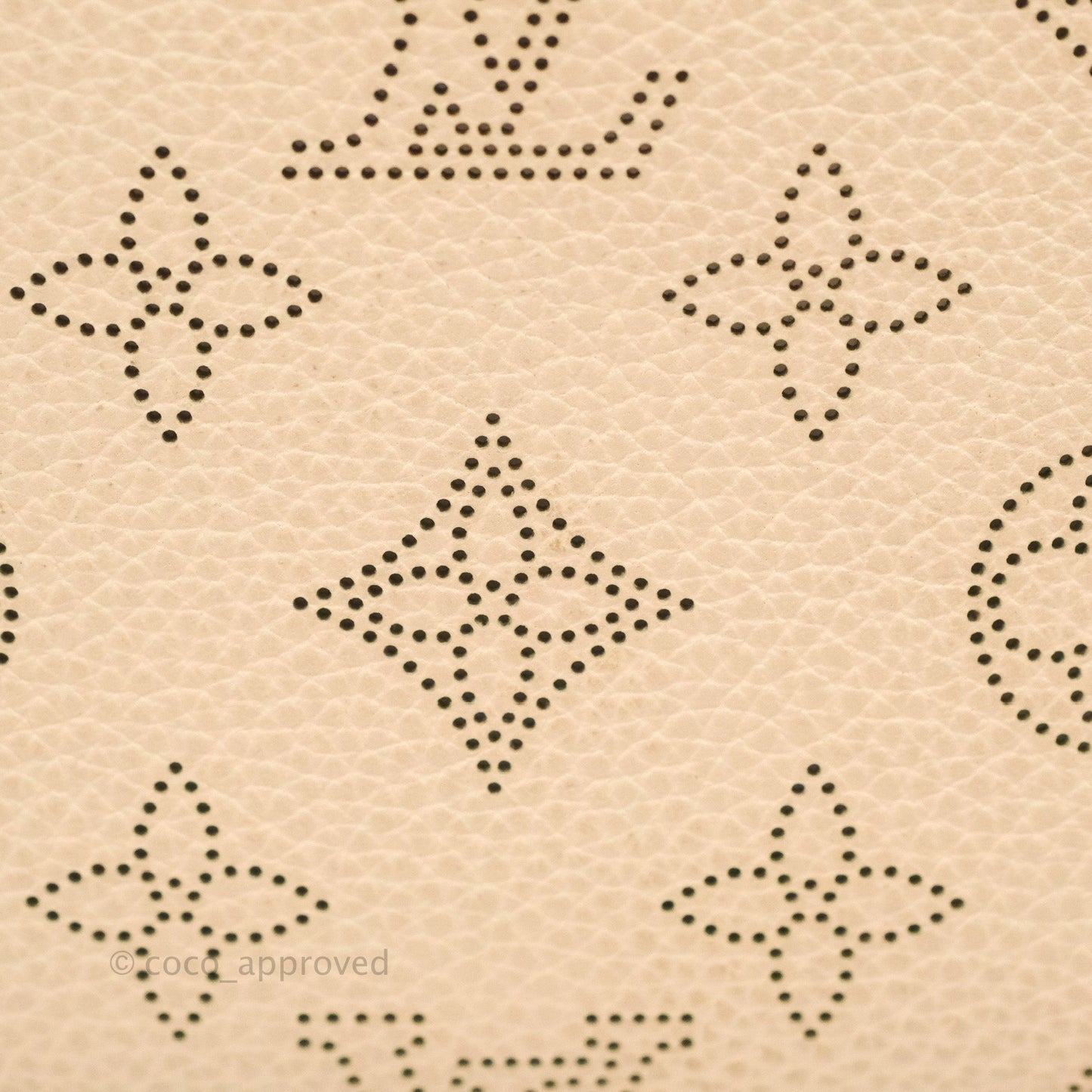 Louis Vuitton Hina PM Monogram Cream