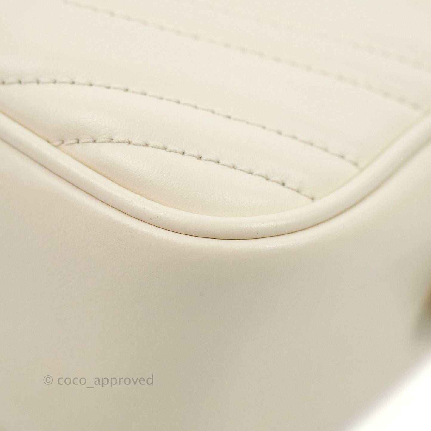 Gucci Small Matelasse GG Marmont Camera Bag White Calfskin Gold Hardware