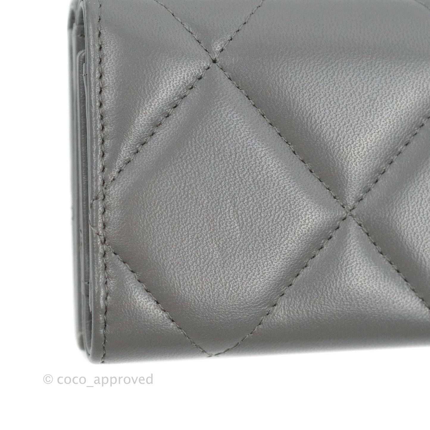 Chanel 19 Grey Short Trifold Wallet Lambskin