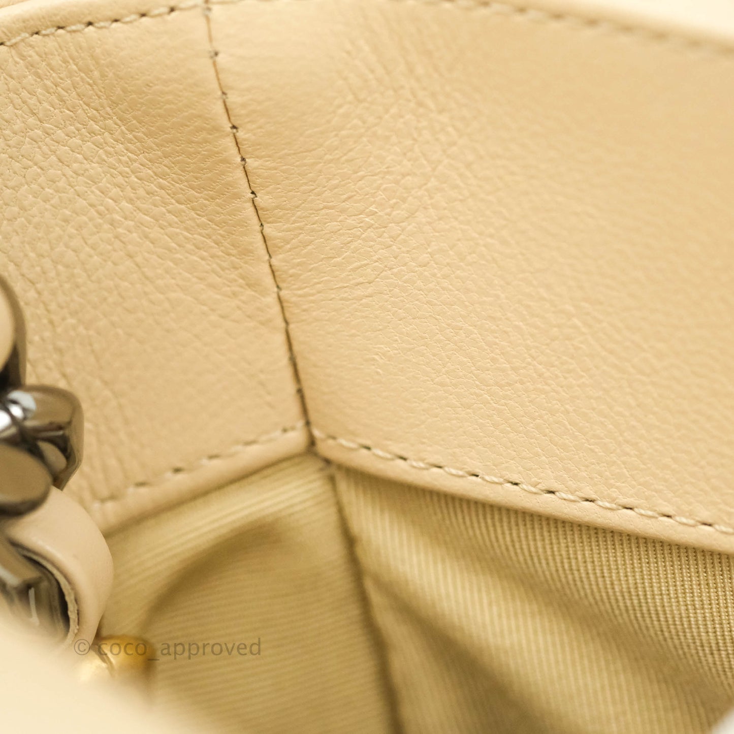 Chanel 19 Medium Beige Goatskin Mixed Hardware 20A