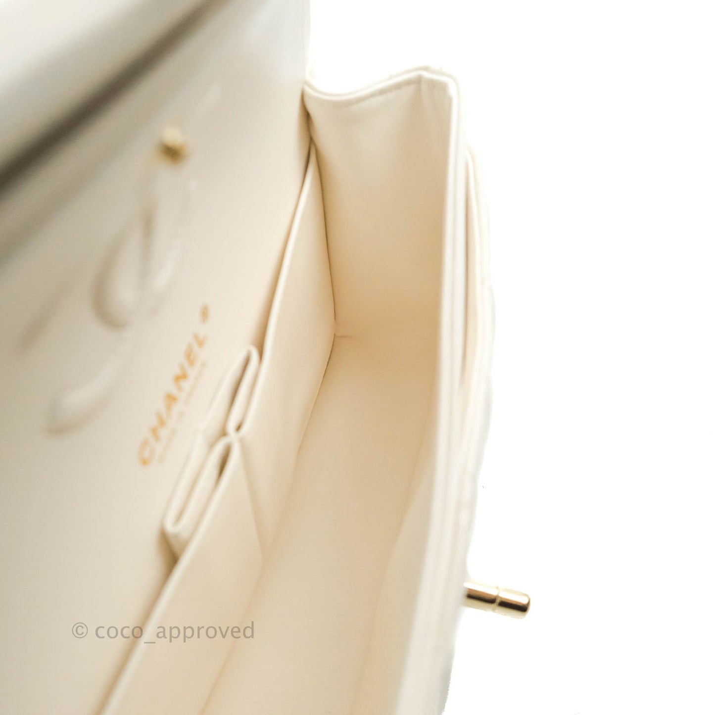 Chanel Small S/M Classic Quilted Flap White Caviar Gold Hardware 21S