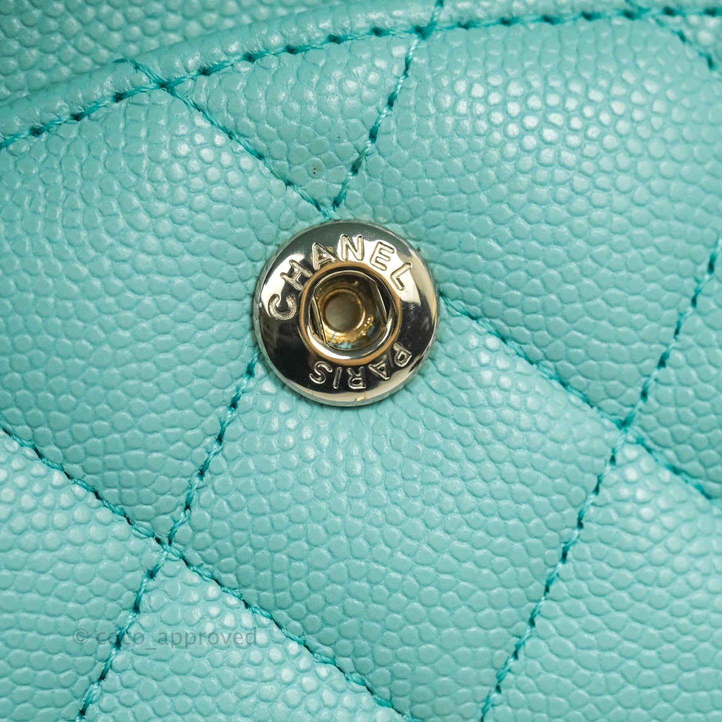 Chanel Classic M/L Medium Flap Quilted Tiffany Blue Caviar Gold Hardware