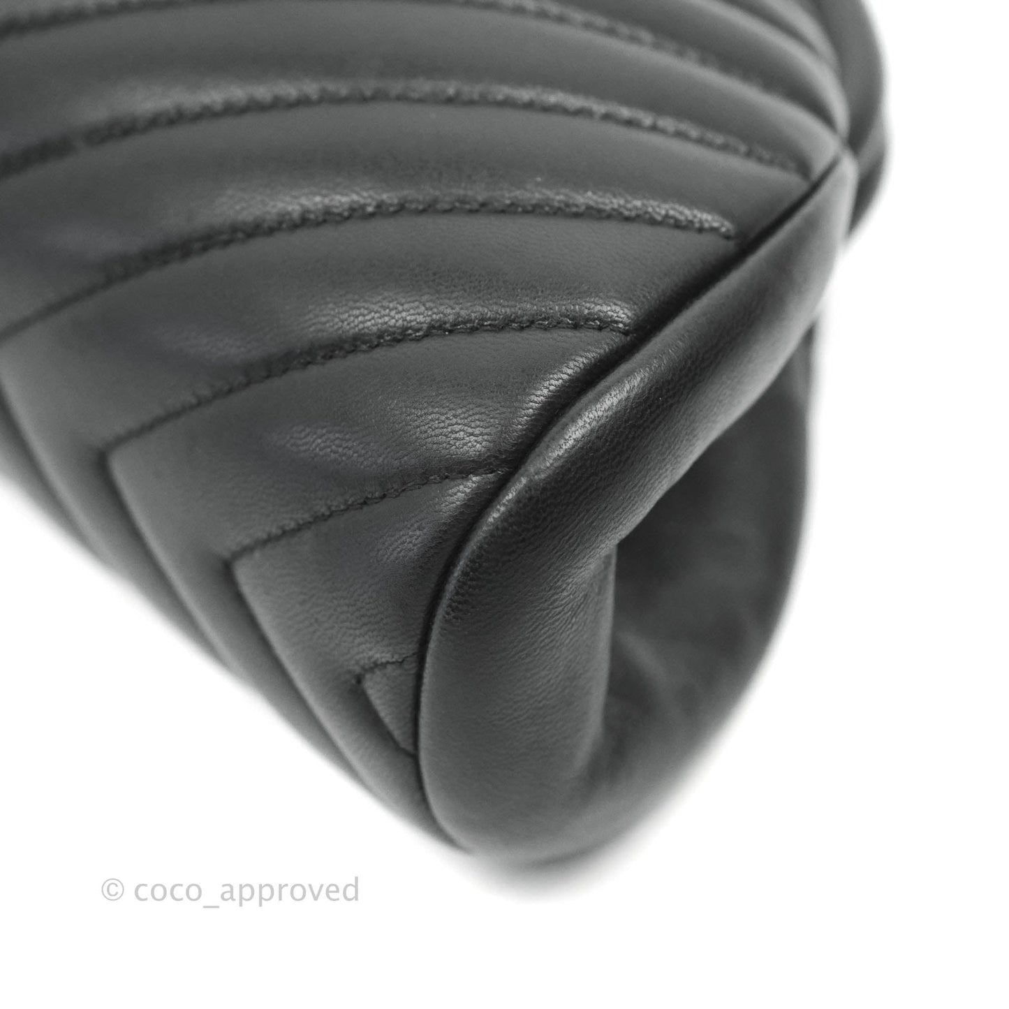 Chanel Chevron Timeless Kisslock Clutch So Black Lambskin 15S