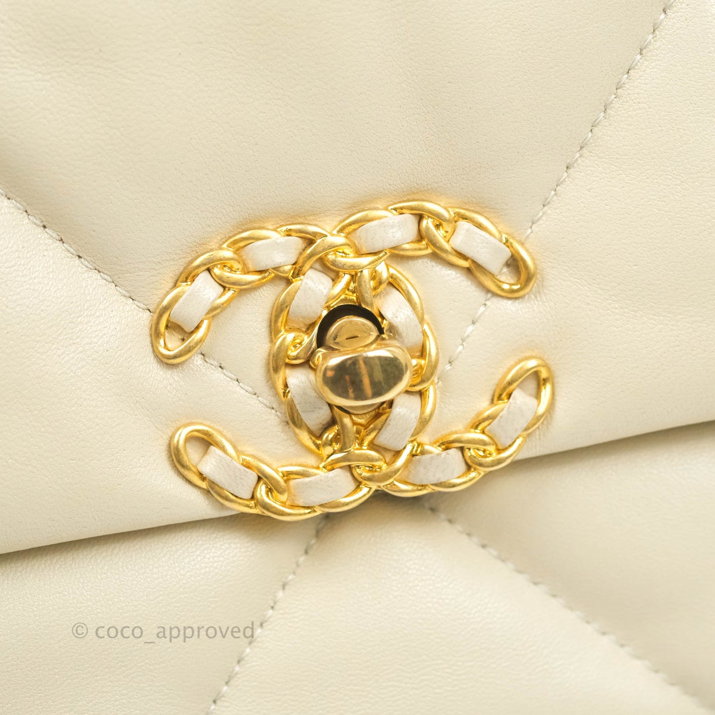 Chanel 19 Medium Beige Mixed Hardware