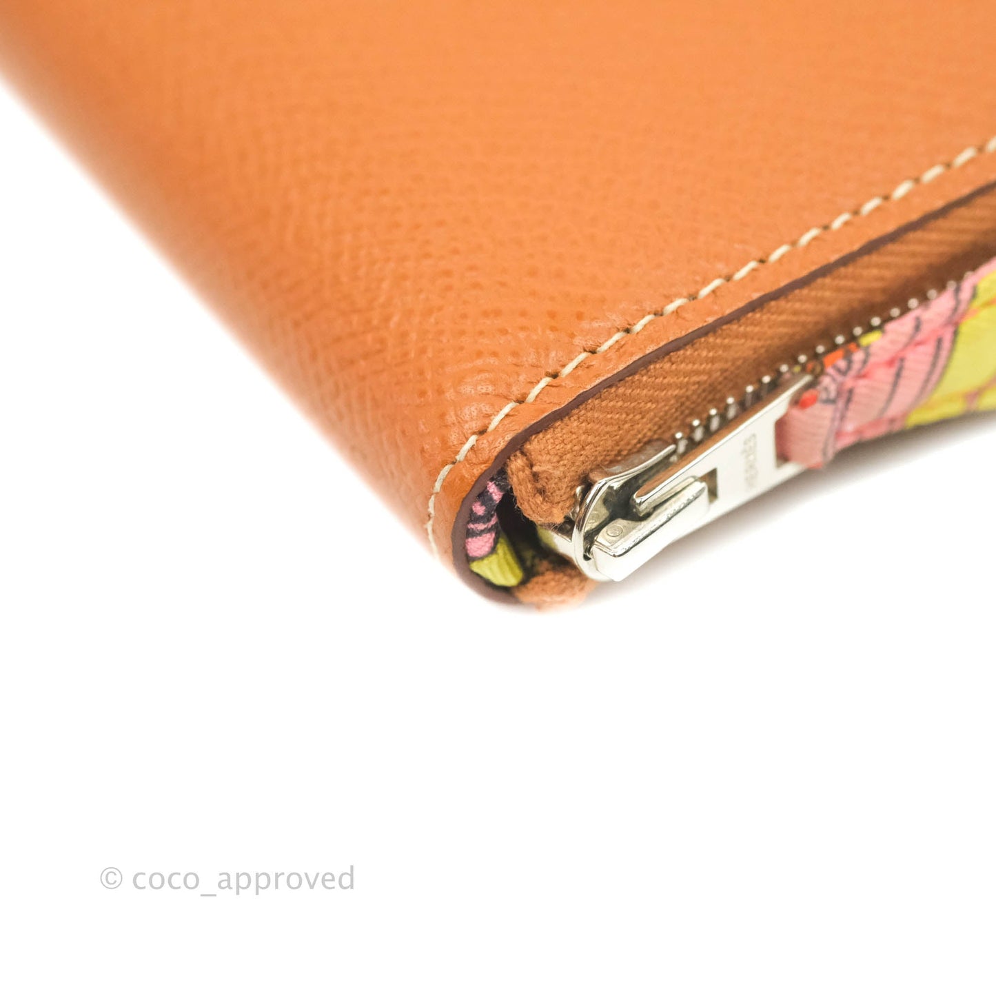 Hermès Silk In Compact Wallet Gold Epsom