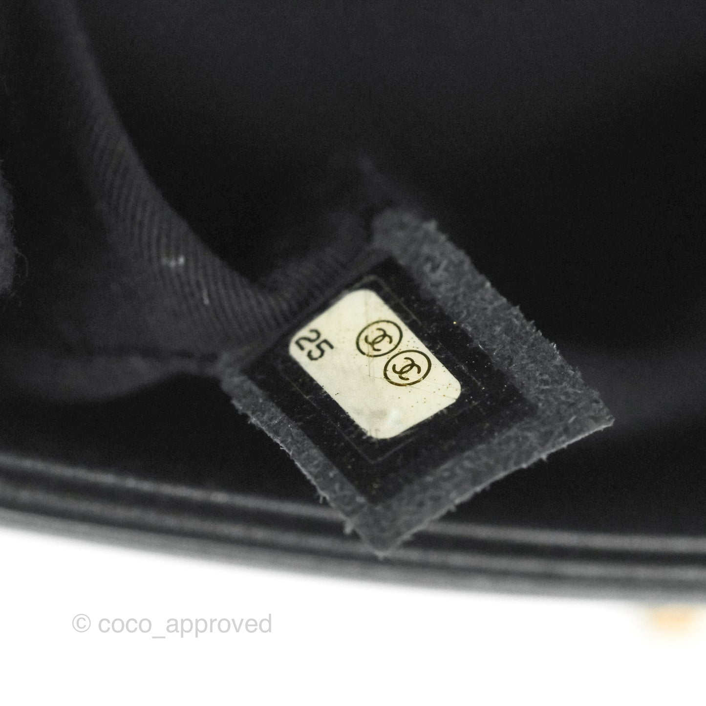 Chanel Quilted Medium Boy Black Calfskin Aged Gold Hardware