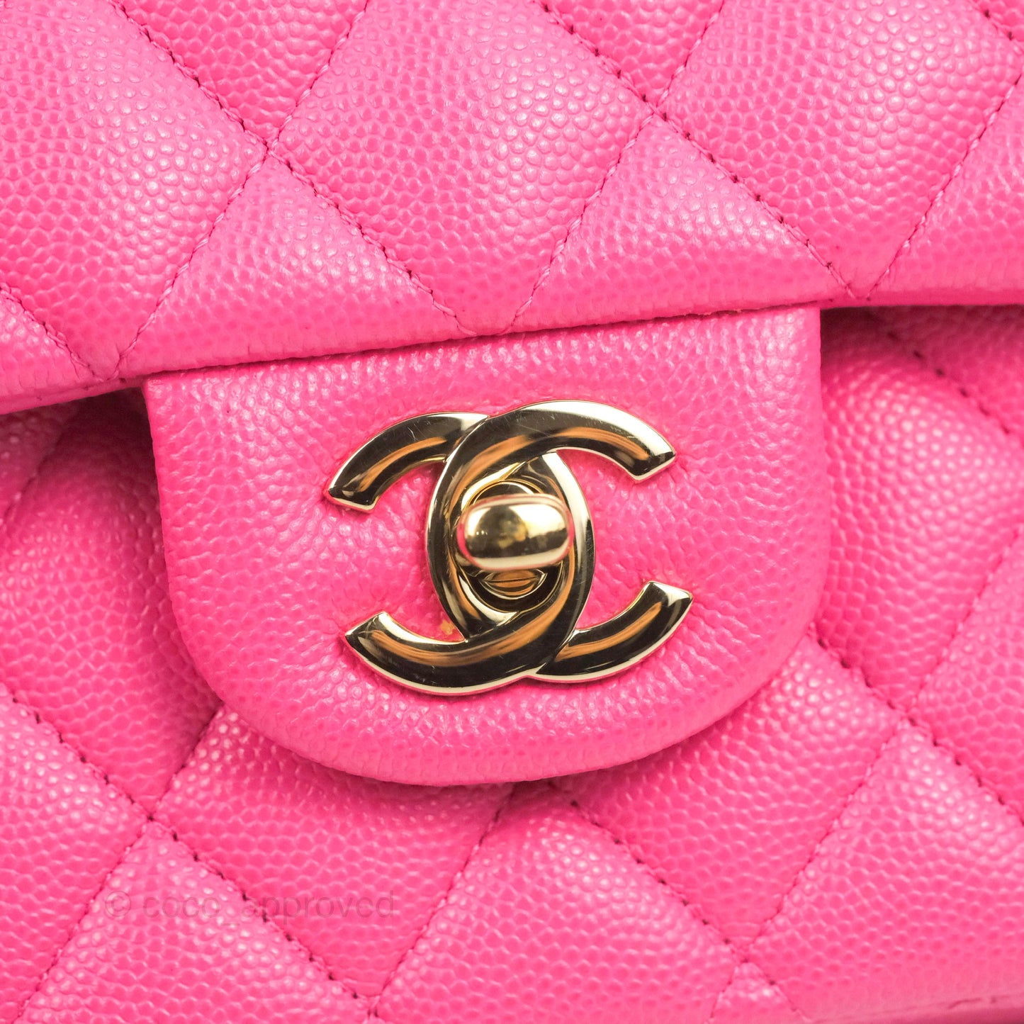 Chanel Classic Quilted M/L Medium Flap Pink Caviar Gold Hardware