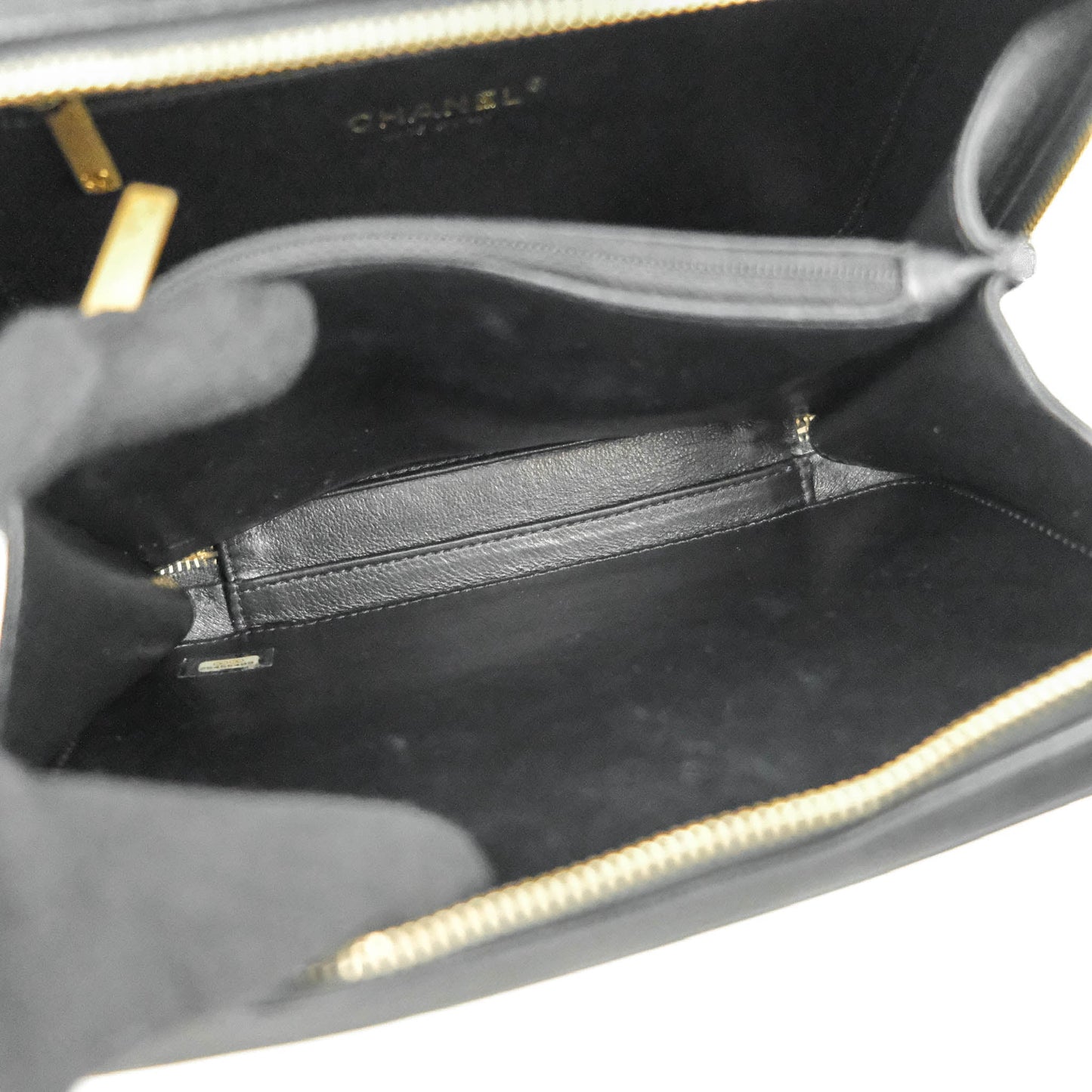 Chanel Quilted Medium CC Filigree Vanity Case Black Caviar Gold Hardware