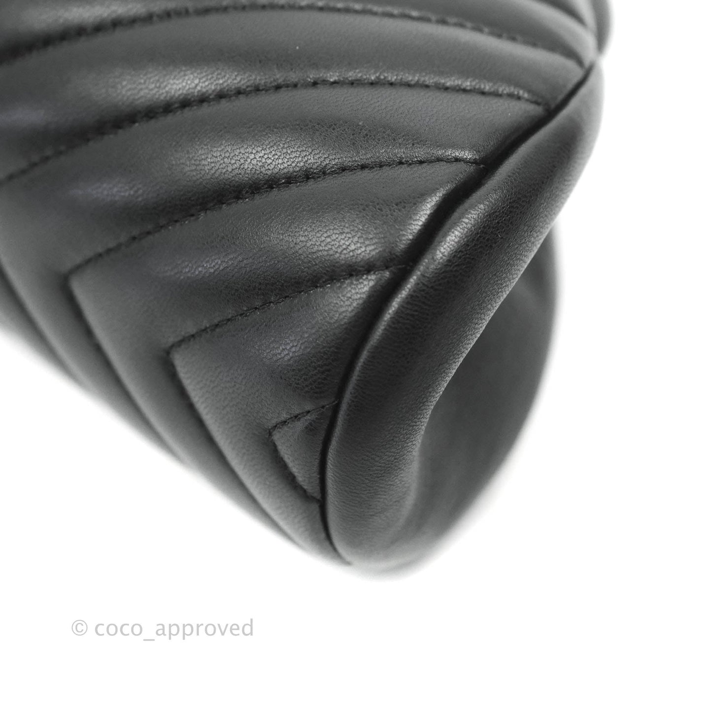 Chanel Chevron Timeless Kisslock Clutch So Black Lambskin 15S