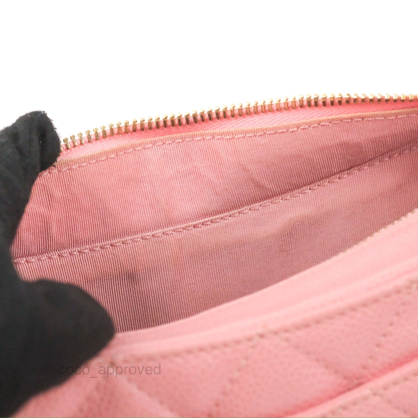 Chanel Vintage CC Quilted Shoulder Bag Pink Caviar Gold Hardware