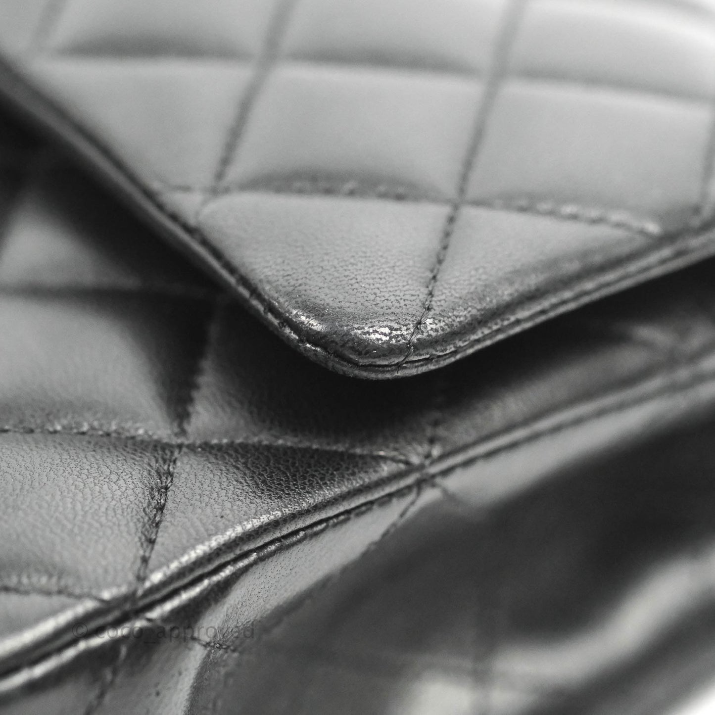 Chanel Classic M/L Medium Flap Quilted Black Lambskin Gold Hardware