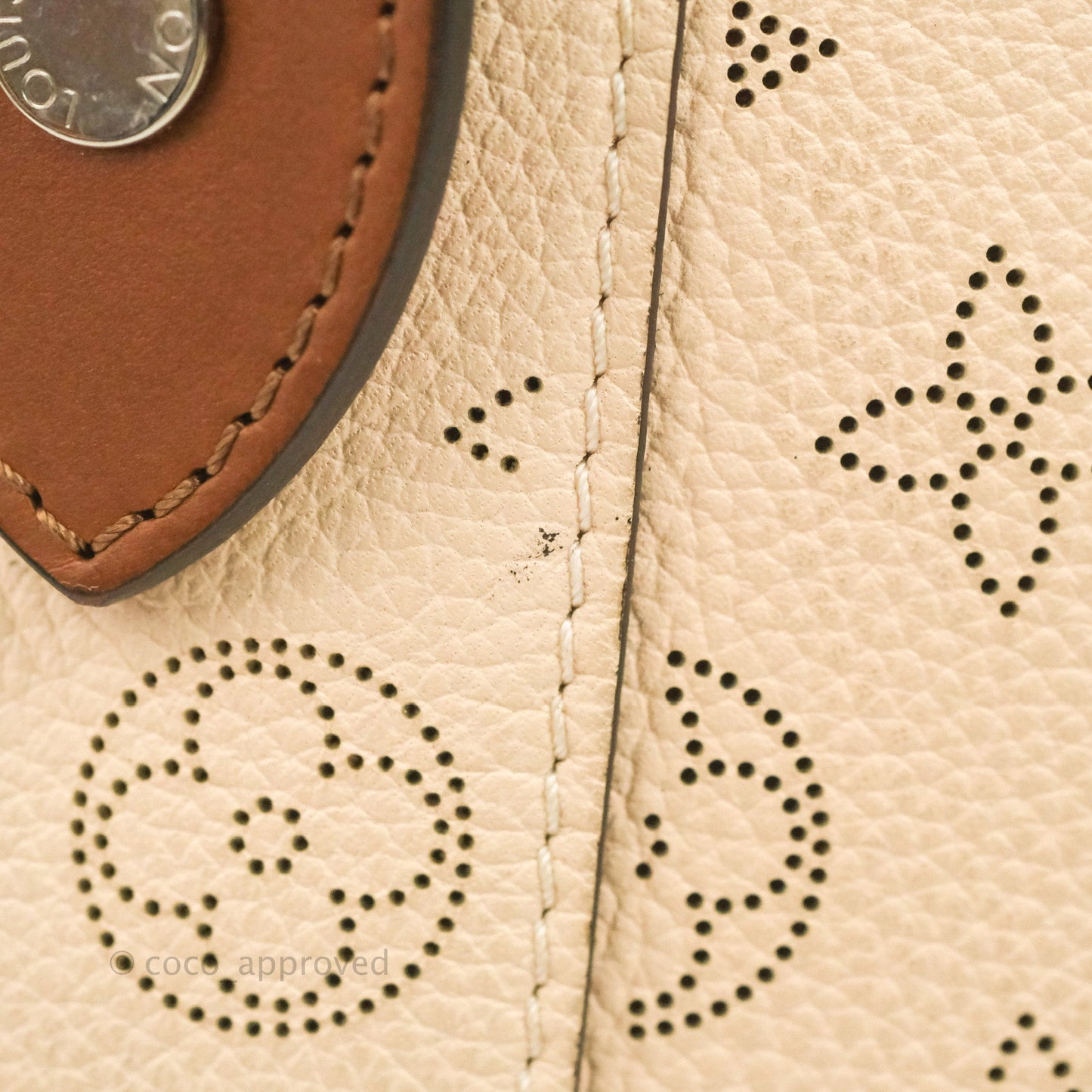 Louis Vuitton Hina PM Monogram Cream