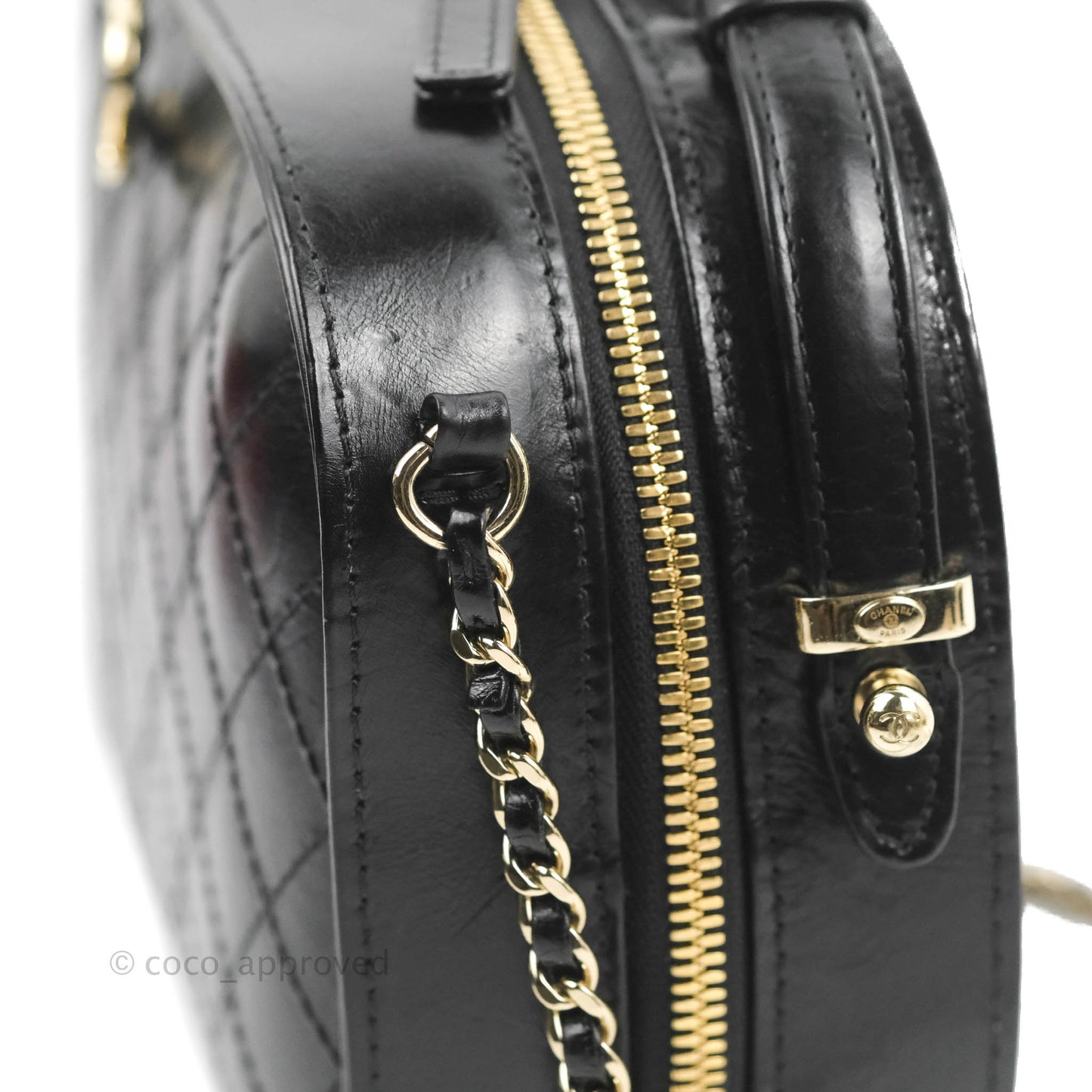 Chanel Small Round Vanity Case Bag Black Crumpled Calfskin 19C