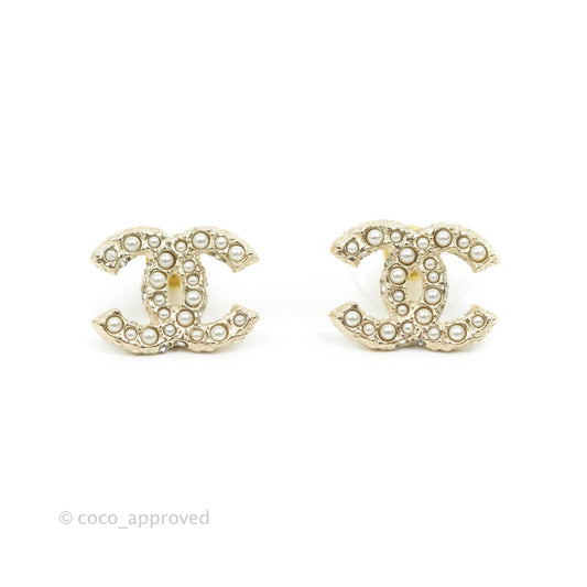 Chanel Pearl CC Earrings Gold Tone 22V