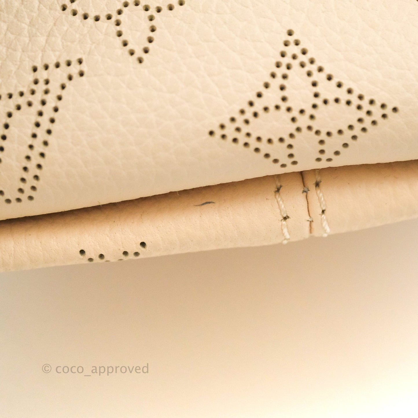 Louis Vuitton Hina PM Monogram Cream