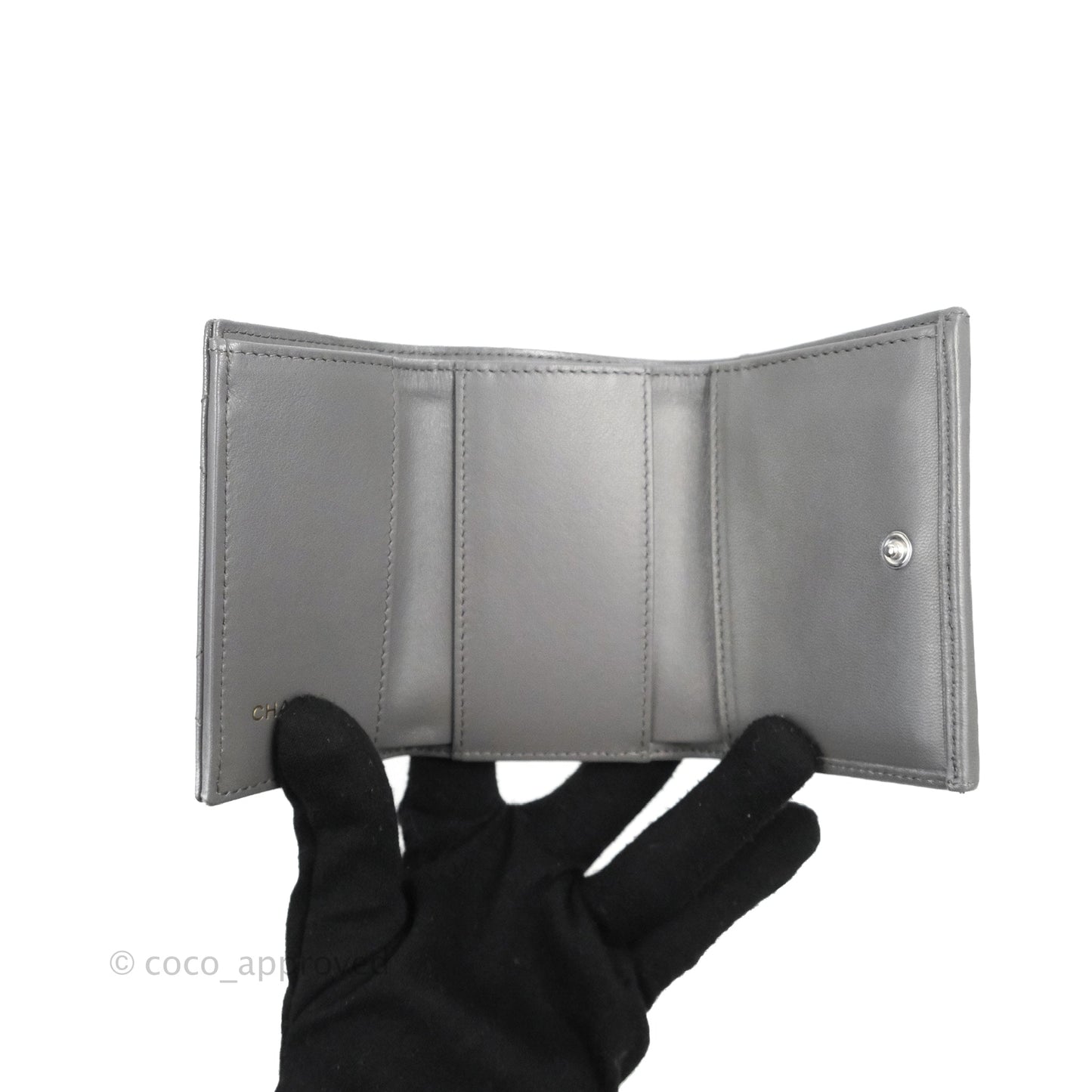 Chanel 19 Grey Short Trifold Wallet Lambskin