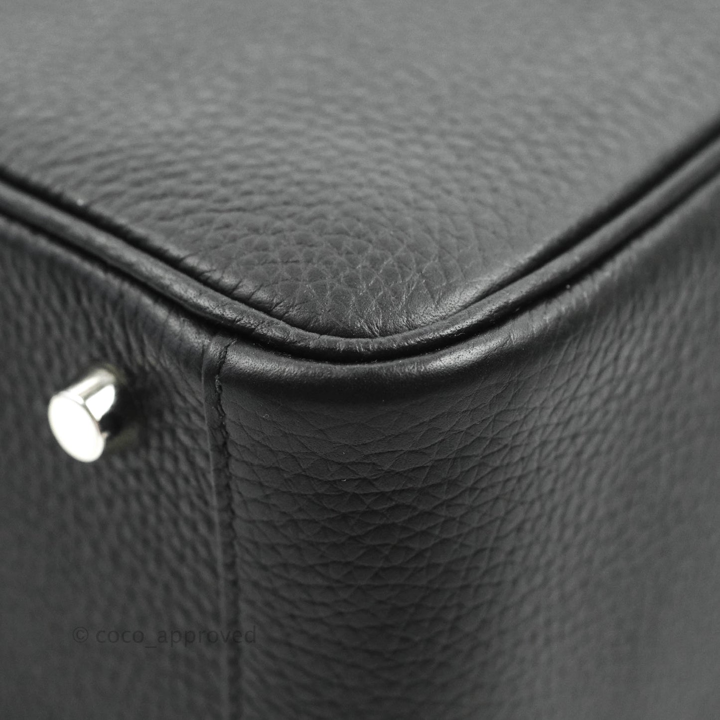 Hermès Lindy 26 Black Taurillon Clemence Palladium Hardware