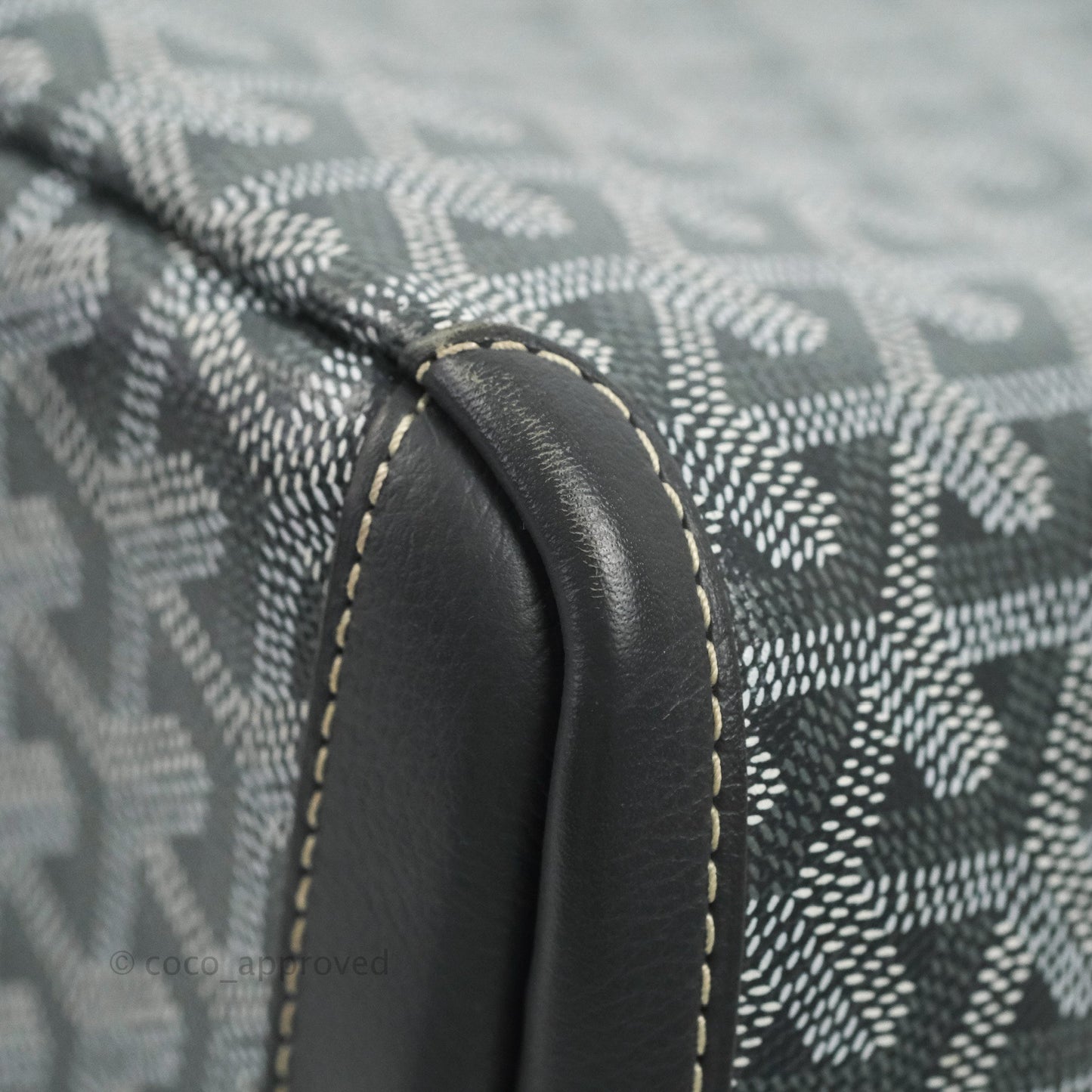 Goyard Artois Grey Goyardine Canvas PM⁣⁣⁣⁣⁣⁣⁣⁣⁣⁣⁣⁣⁣⁣⁣⁣⁣⁣⁣⁣