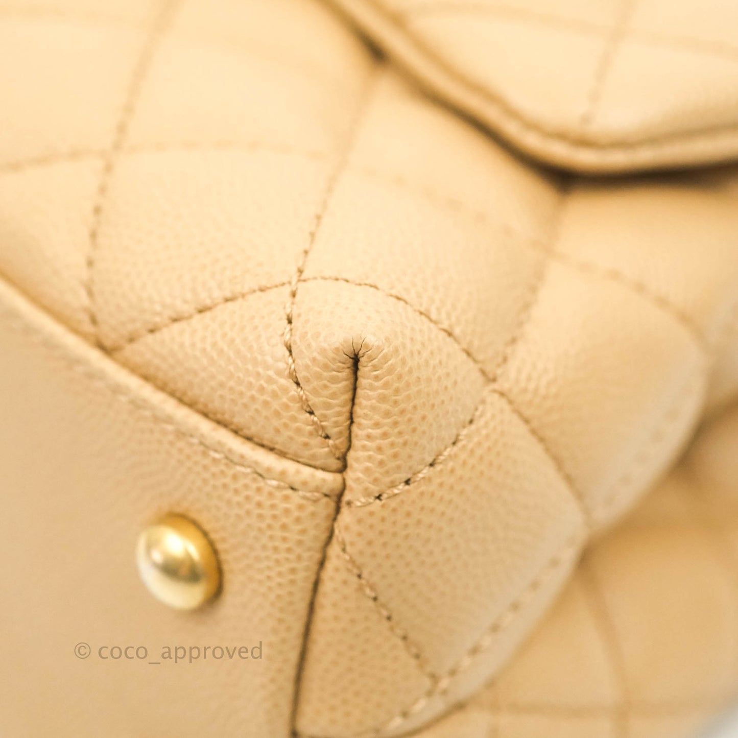Chanel Small Coco Handle Quilted Beige Caviar Gold Hardware Lizard Embossed Handle