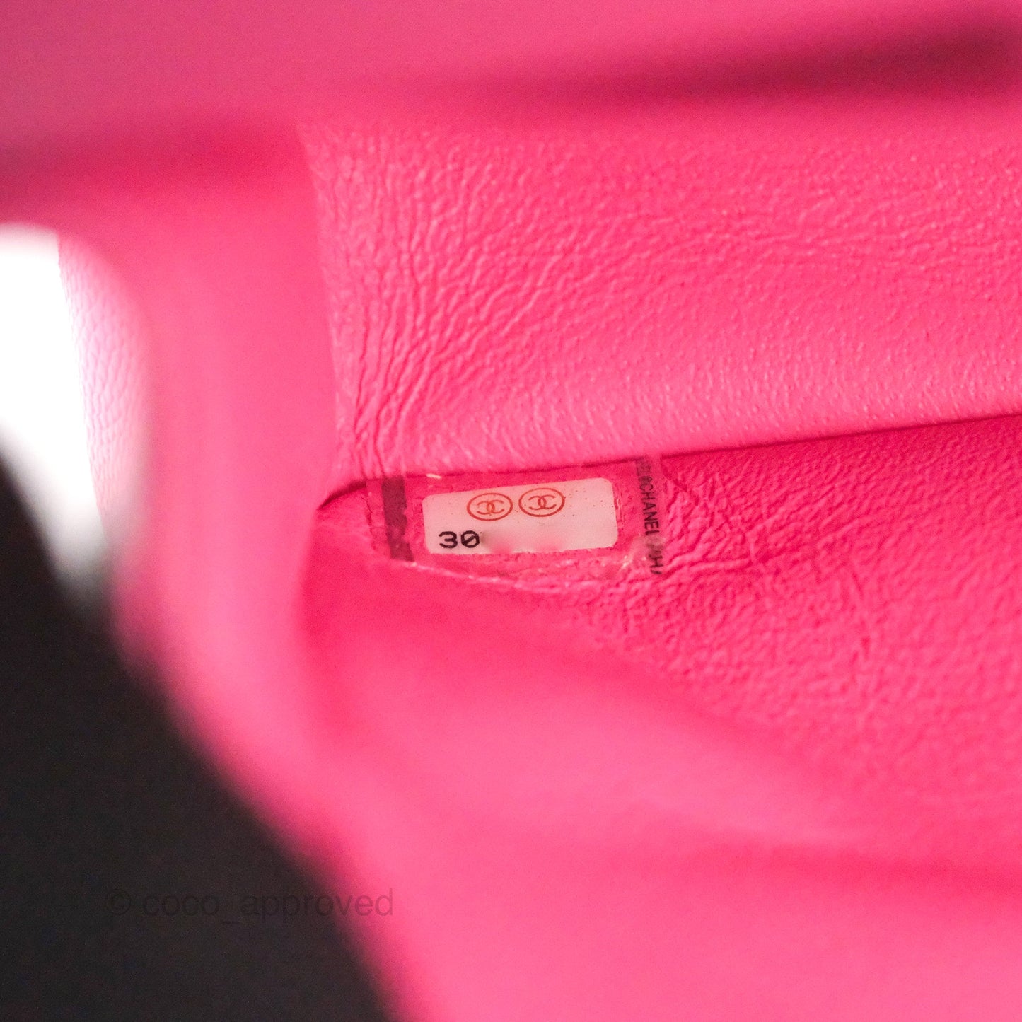 Chanel Classic Quilted M/L Medium Flap Pink Caviar Gold Hardware