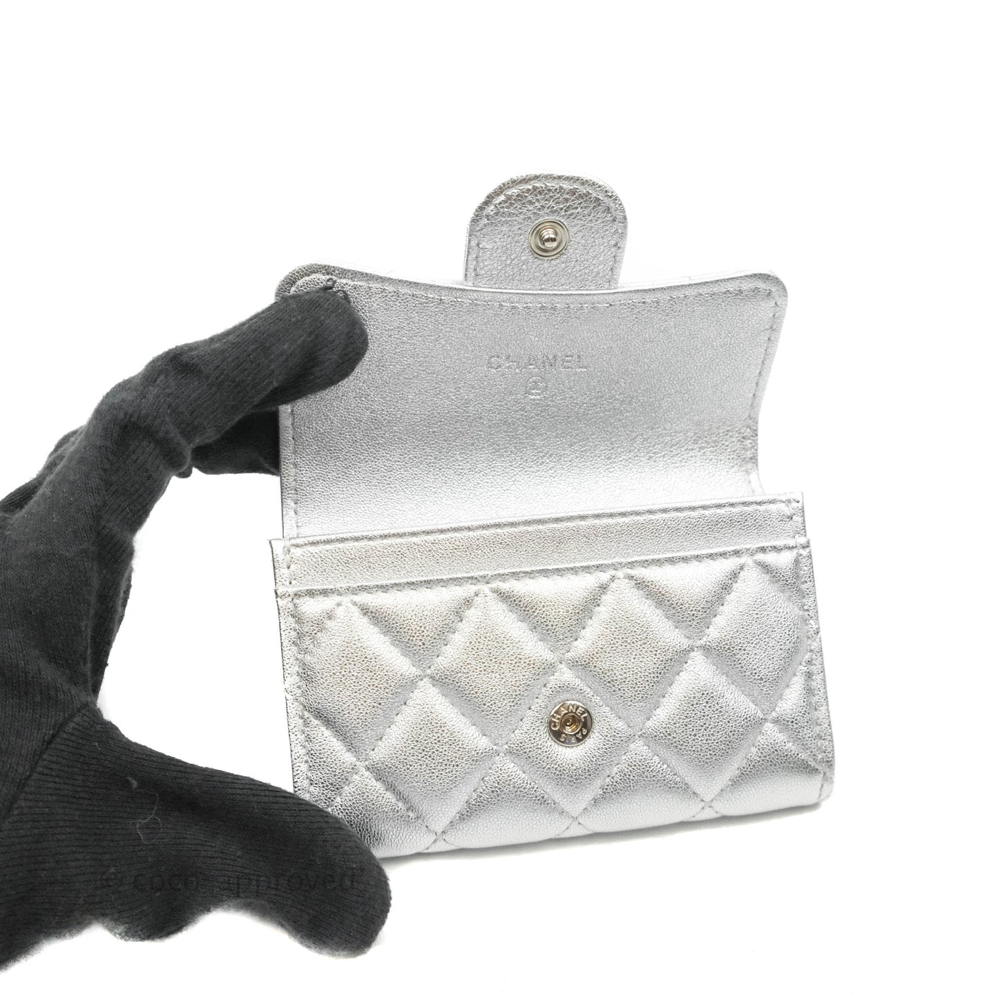 Chanel Quilted Flap Card Holder Metallic Silver Lambskin Silver Hardware 21P