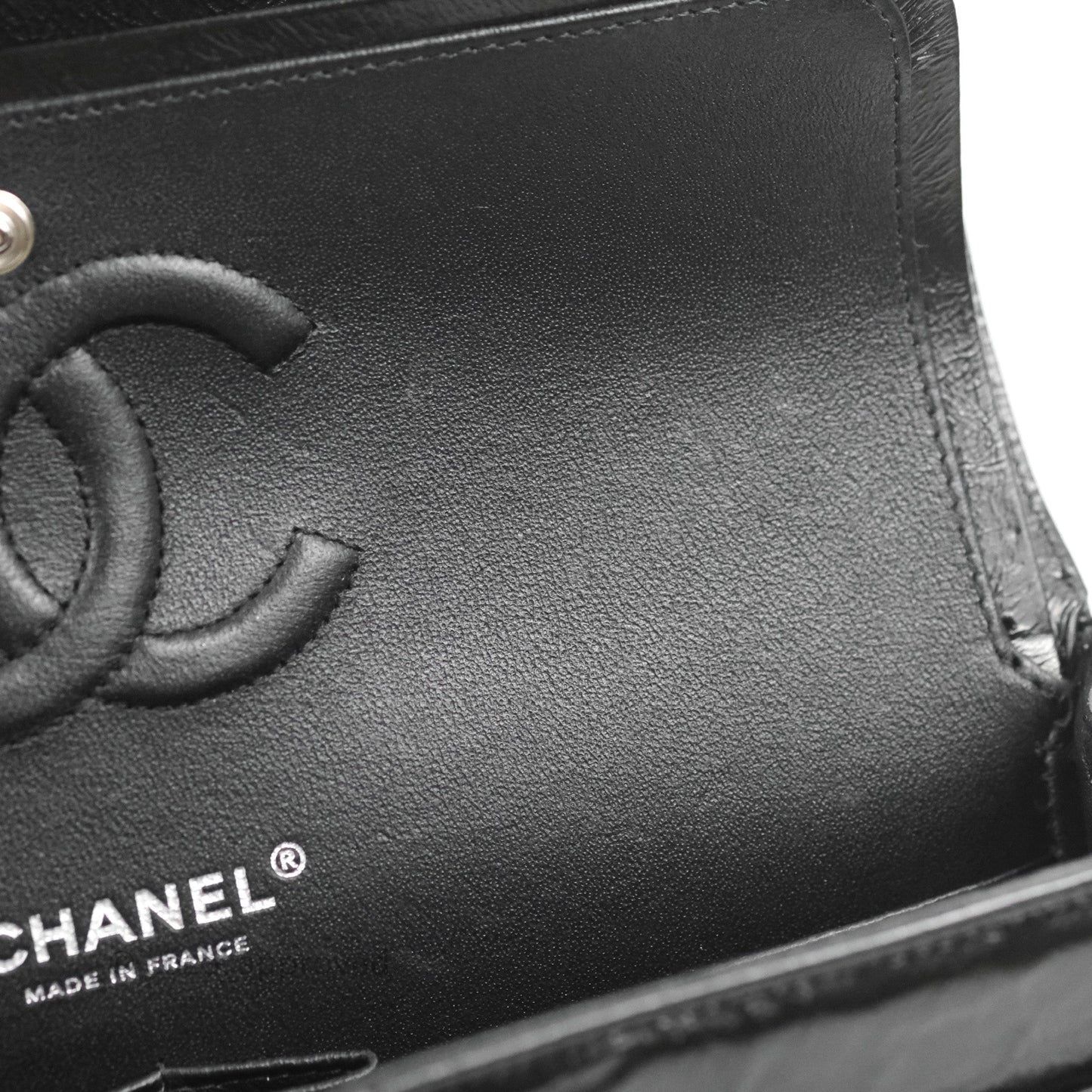 Chanel M/L Medium Classic Quilted Flap So Black Shiny Crumpled Calfskin