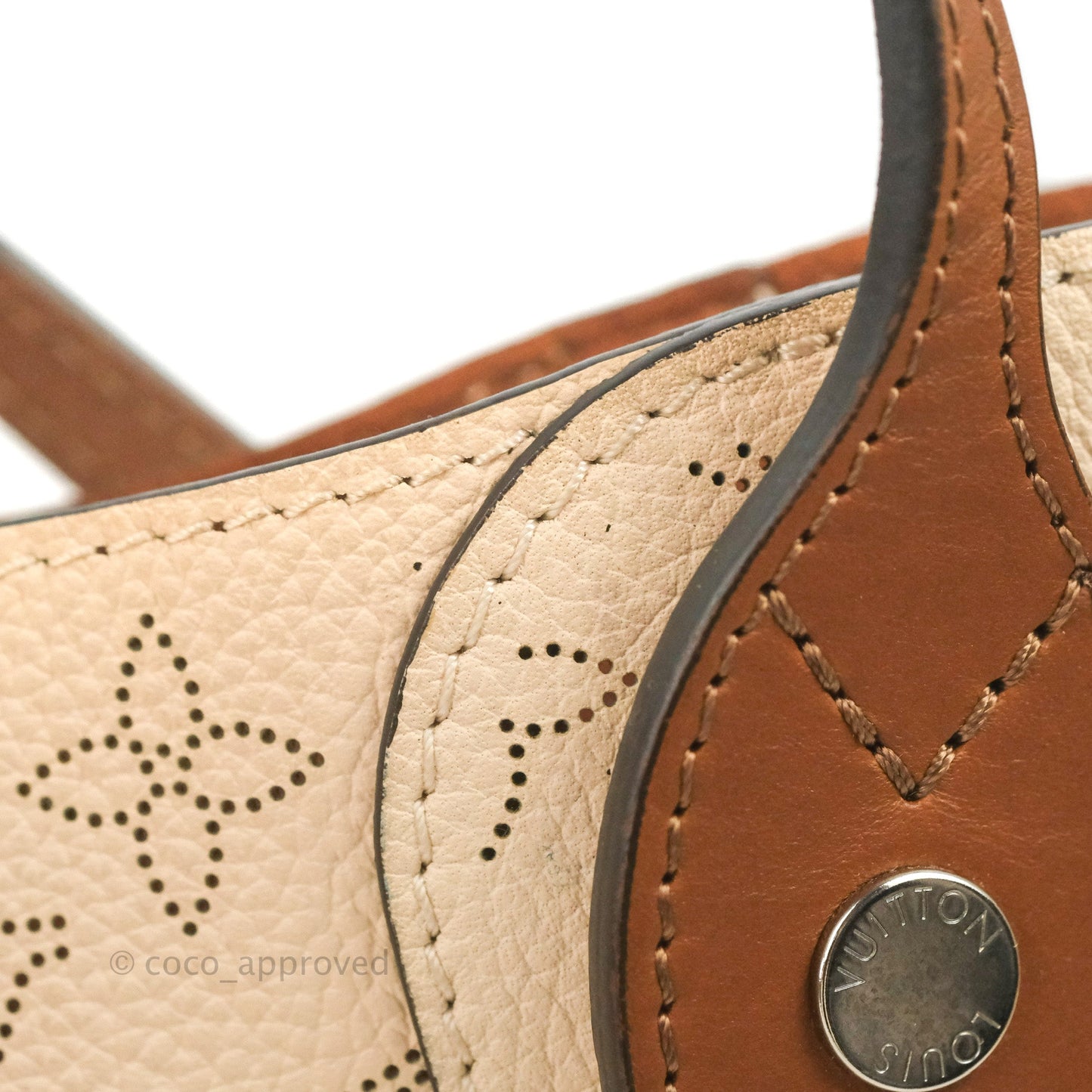 Louis Vuitton Hina PM Monogram Cream