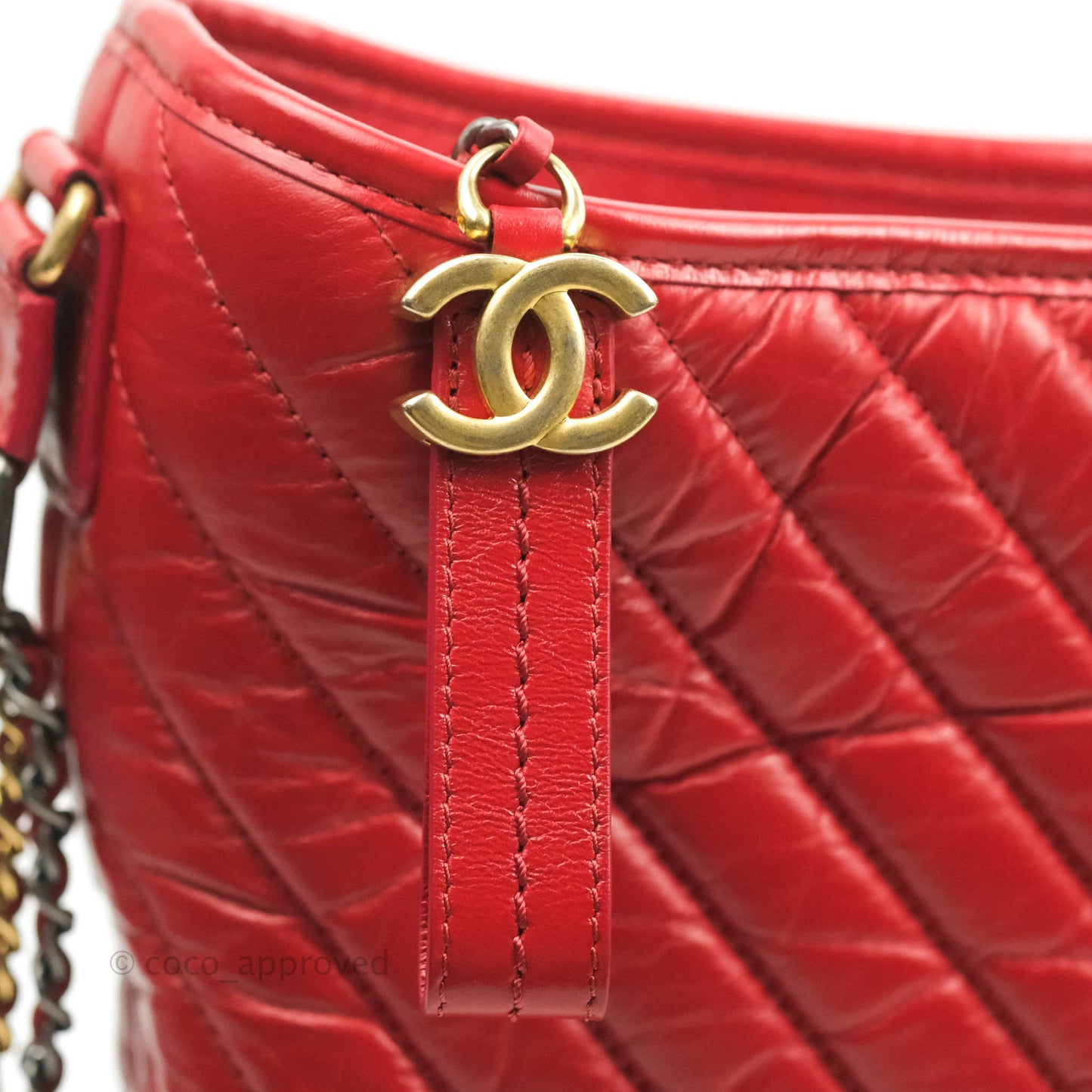 Chanel Chevron Medium Gabrielle Hobo Red Aged Calfskin Mixed Hardware