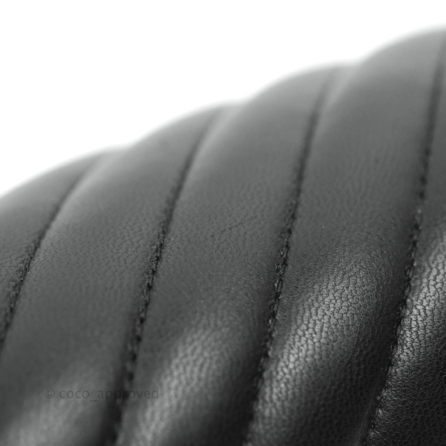 Chanel Chevron Timeless Kisslock Clutch So Black Lambskin 15S