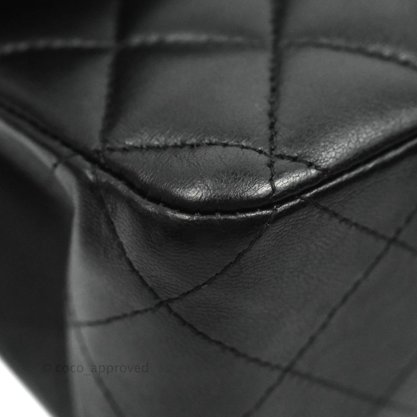 Chanel Classic Quilted M/L Medium Double Flap So Black Lambskin