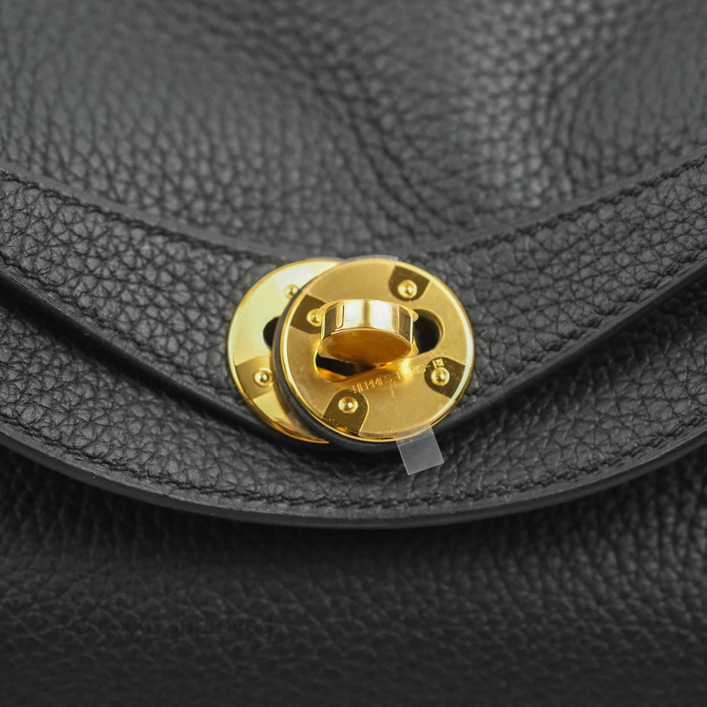 Hermès Lindy 26 Black TC Gold Hardware