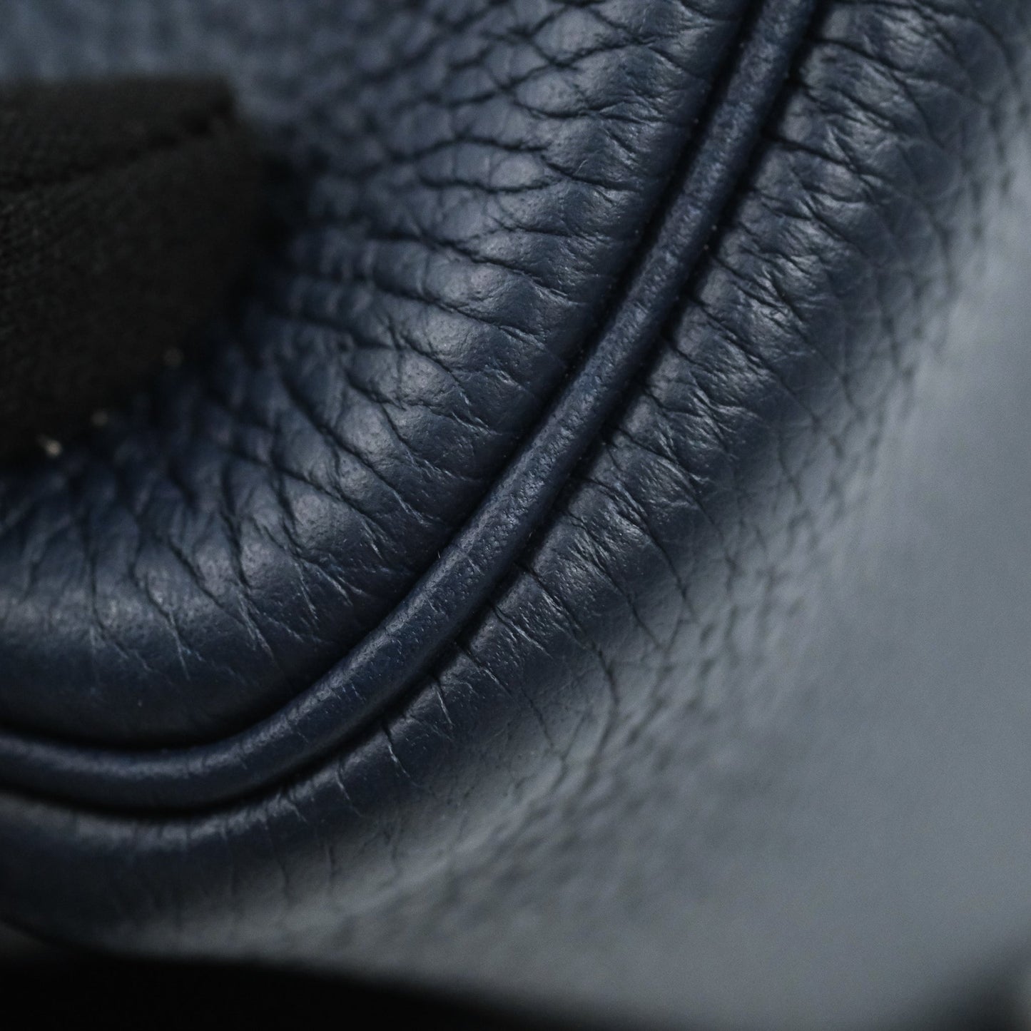 Hermès Lindy 26 Bleu Nuit Clemence Silver Hardware
