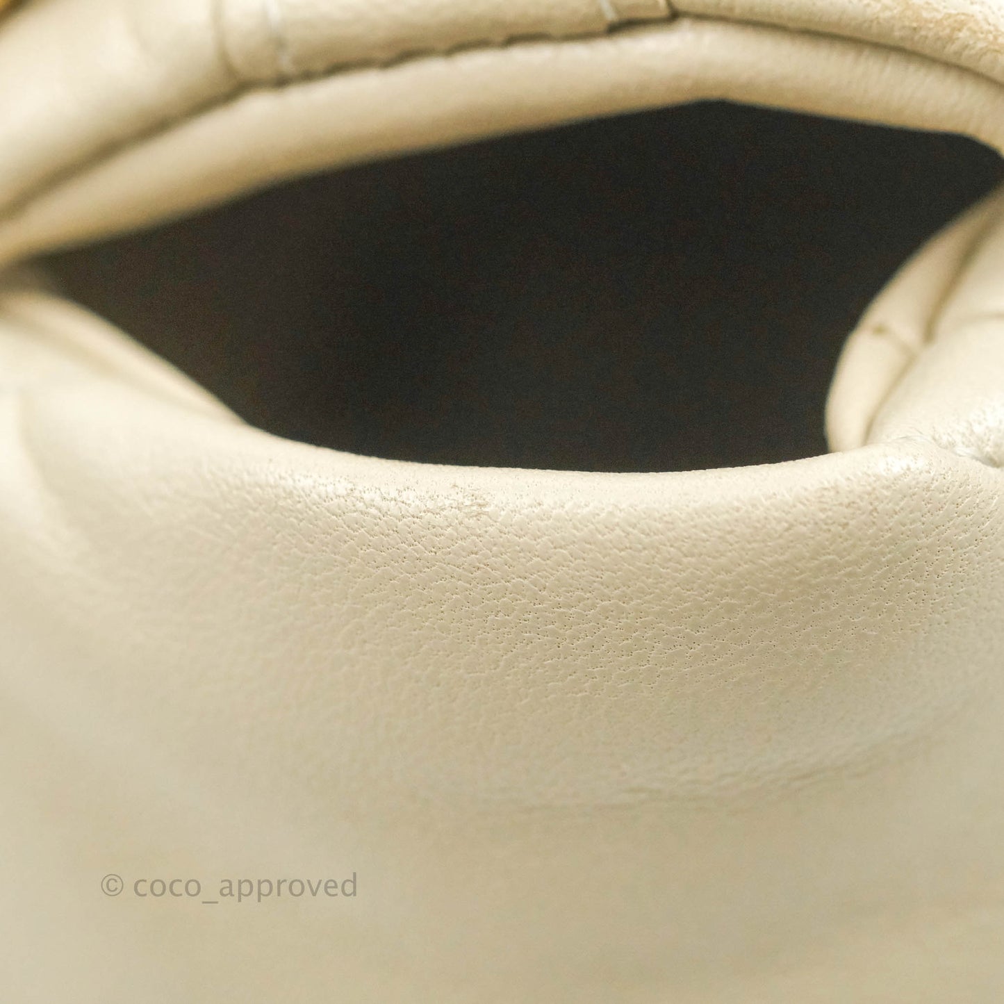 Chanel 19 Medium Beige Mixed Hardware