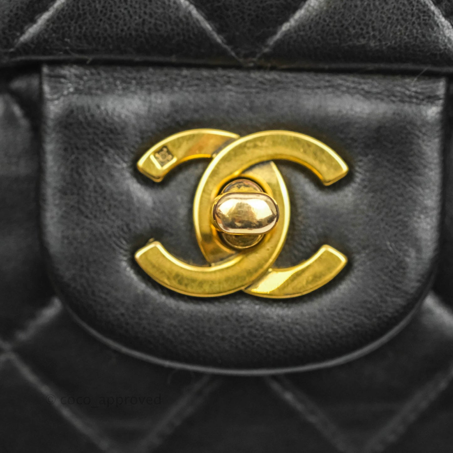 Chanel Vintage Classic M/L Medium Double Flap Bag Black Lambskin 24K Gold Hardware