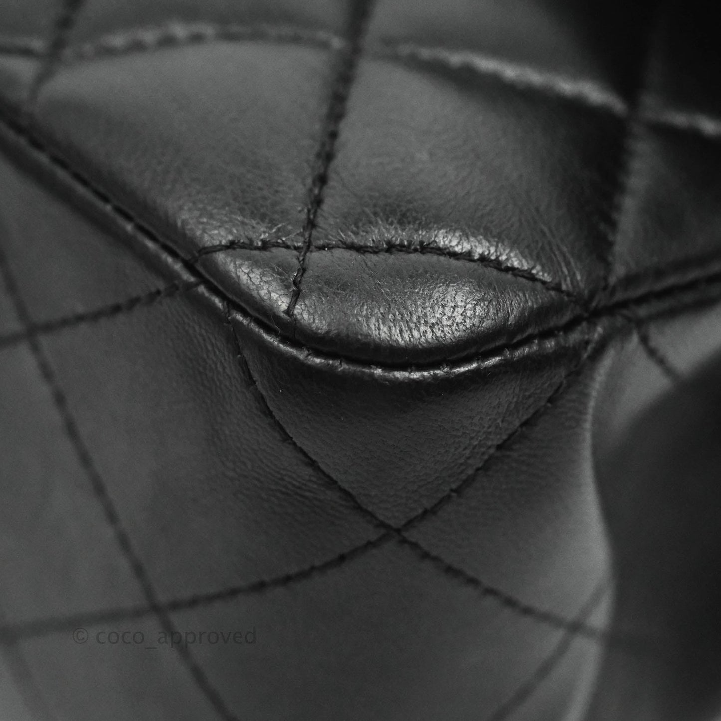 Chanel Classic Quilted M/L Medium Double Flap So Black Lambskin