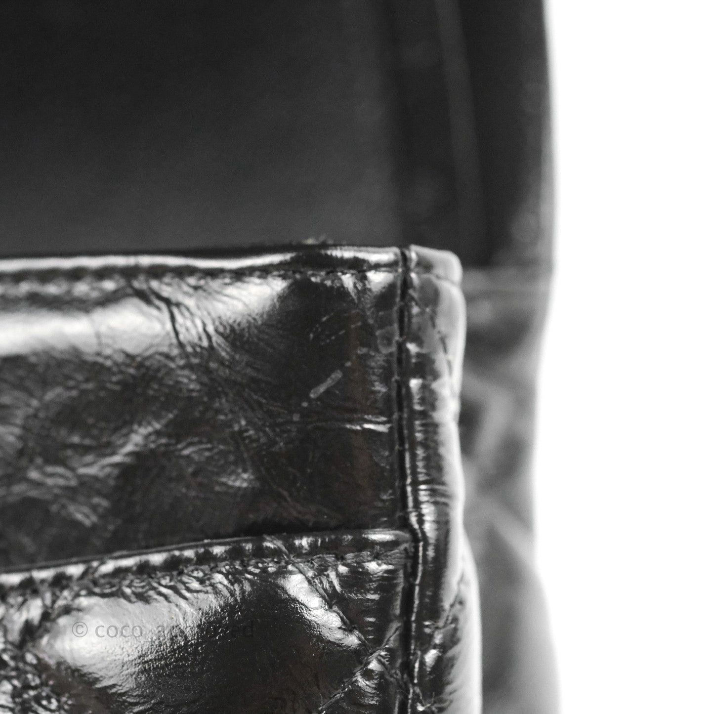 Chanel M/L Medium Classic Quilted Flap So Black Shiny Crumpled Calfskin