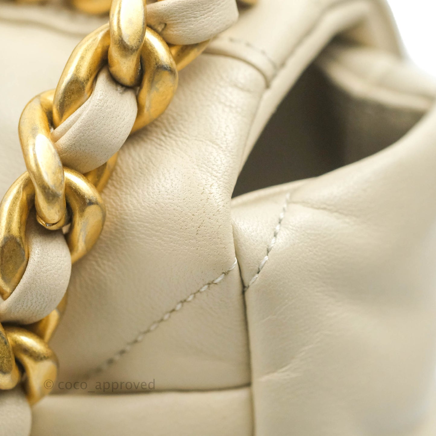 Chanel 19 Medium Beige Mixed Hardware