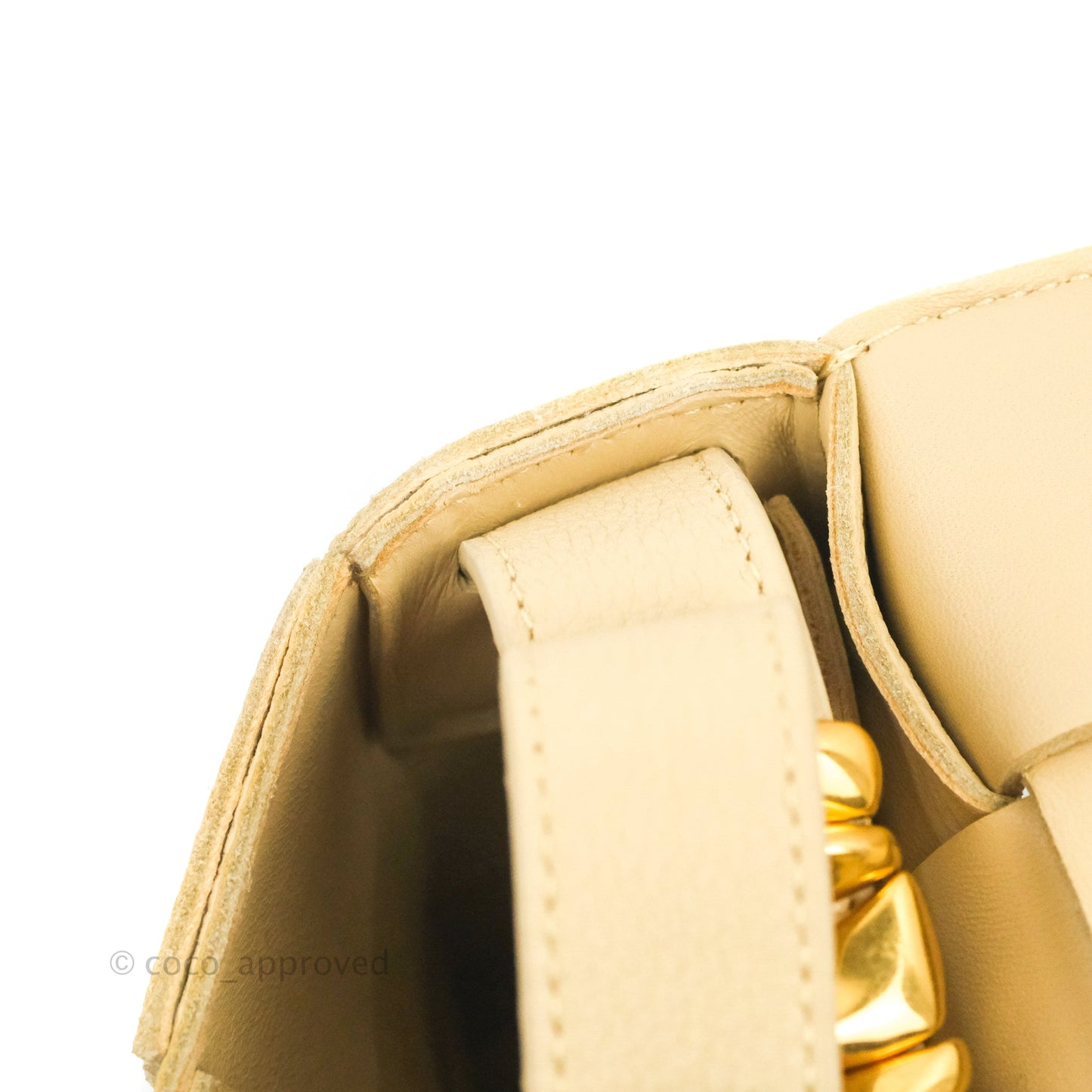 Bottega Veneta Cassette Shoulder Bag Intreccio Porridge Grained Calfskin Gold Hardware