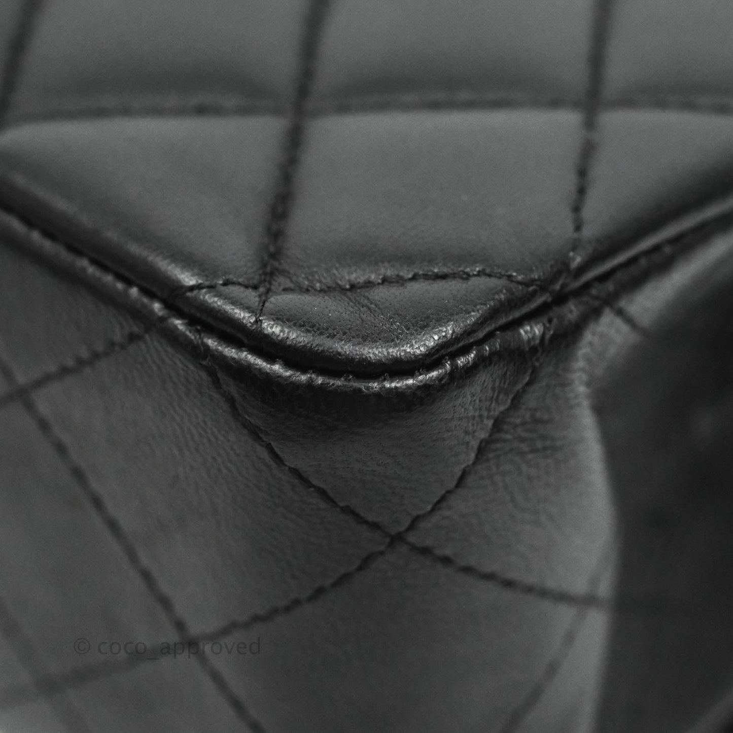 Chanel Classic Quilted M/L Medium Double Flap So Black Lambskin