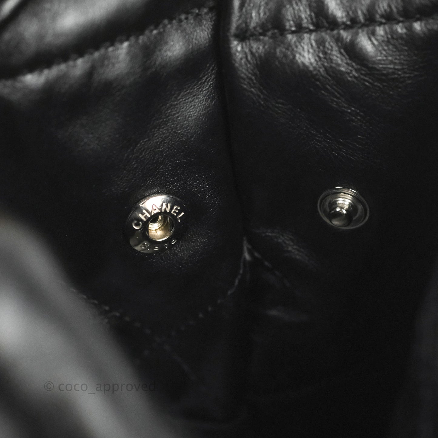 Chanel 22 Bag Black Calfskin So Black Hardware
