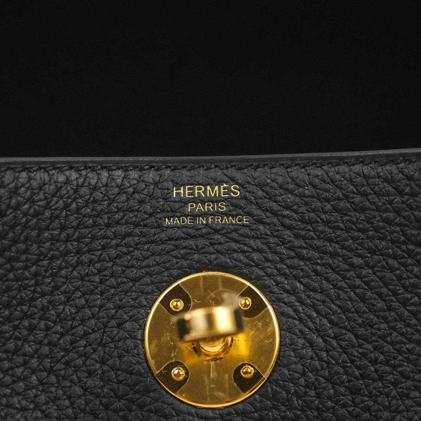 Hermès Lindy 26 Black TC Gold Hardware