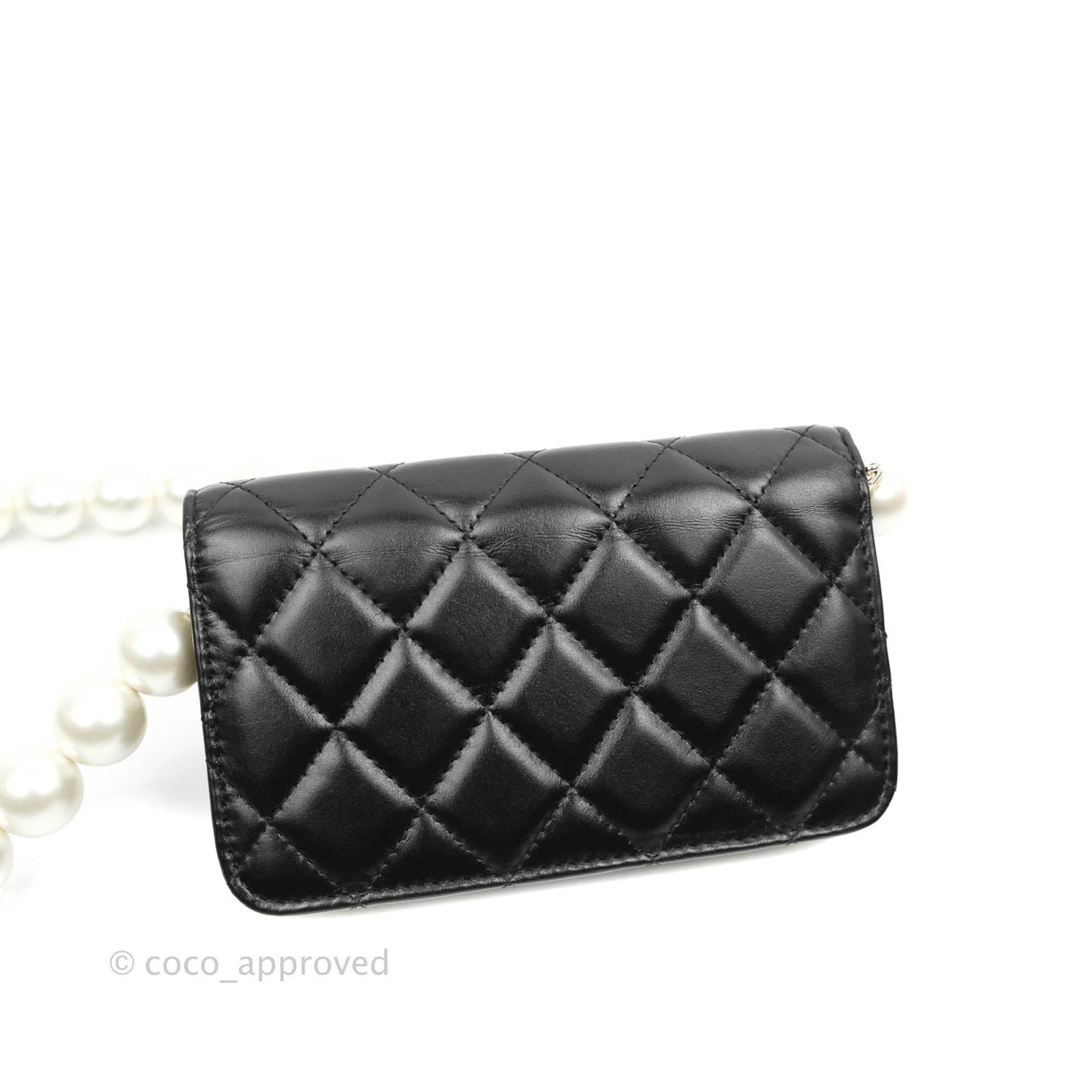 Chanel Imitation Pearls Clutch with Chain Black Shiny Calfskin Gold Hardware
