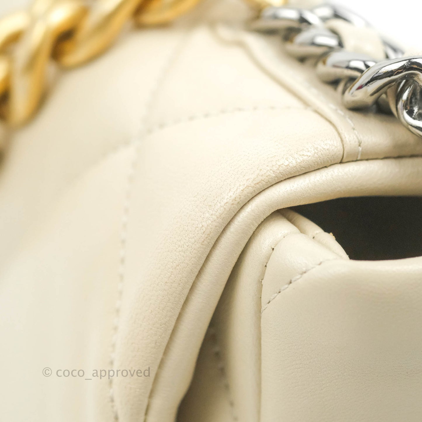 Chanel 19 Medium Beige Mixed Hardware