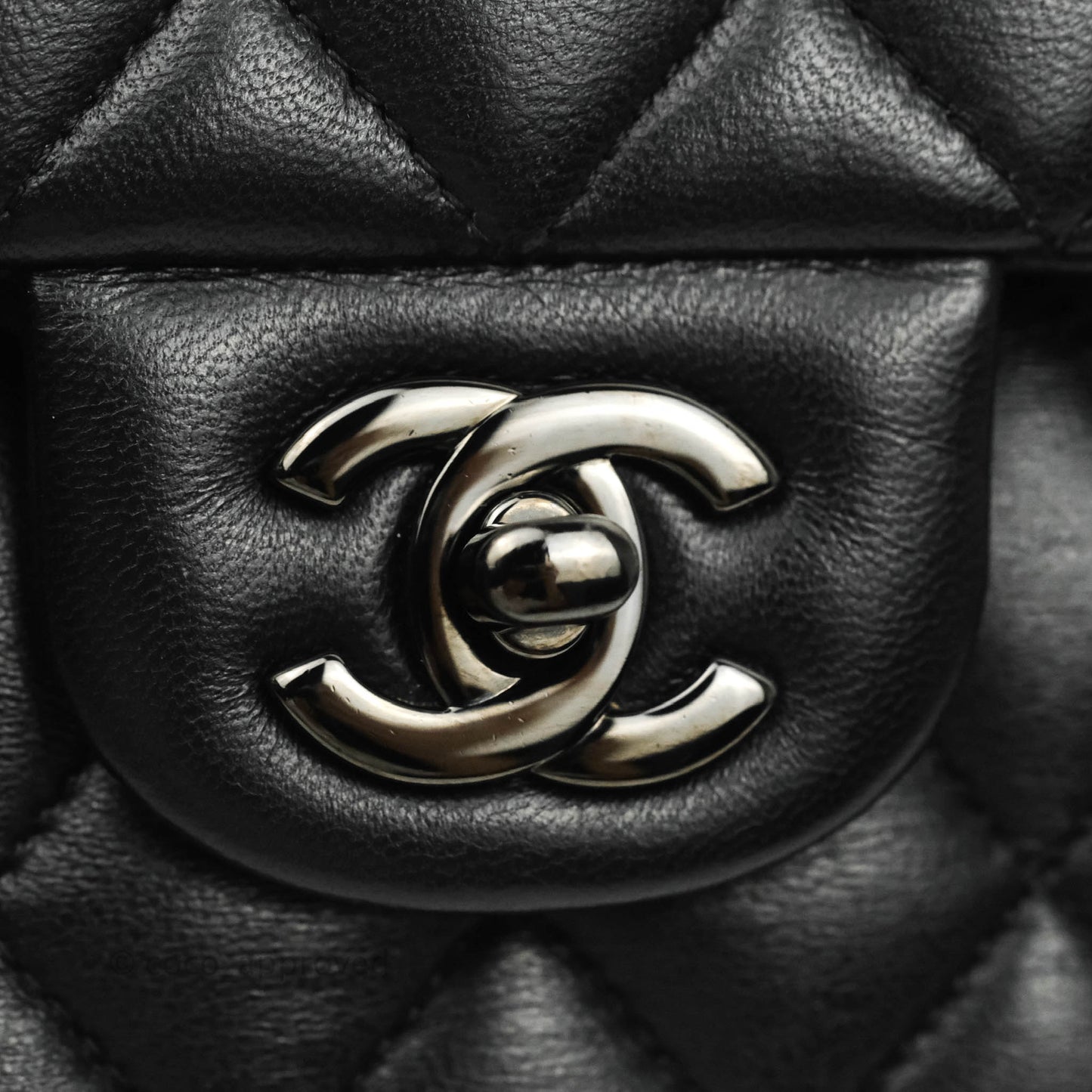 Chanel Classic Quilted M/L Medium Double Flap So Black Lambskin