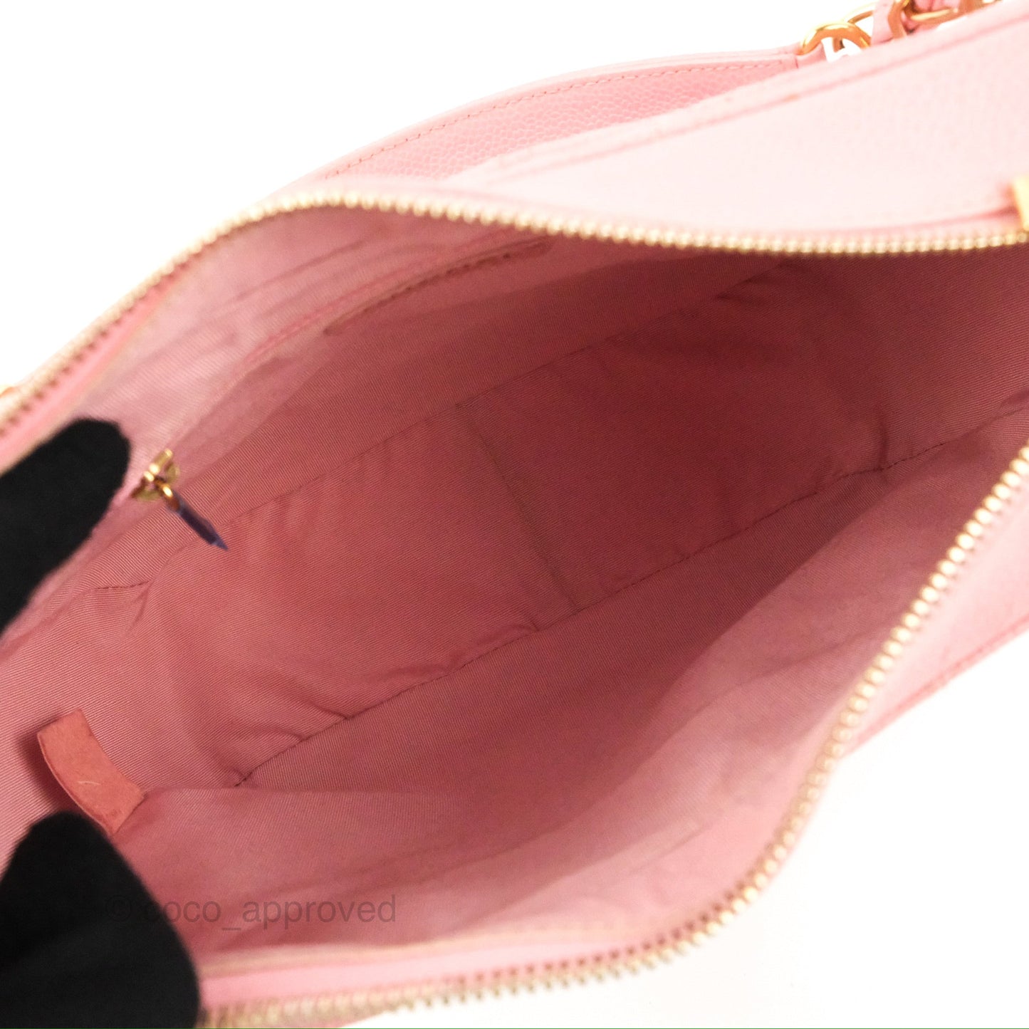 Chanel Vintage CC Quilted Shoulder Bag Pink Caviar Gold Hardware