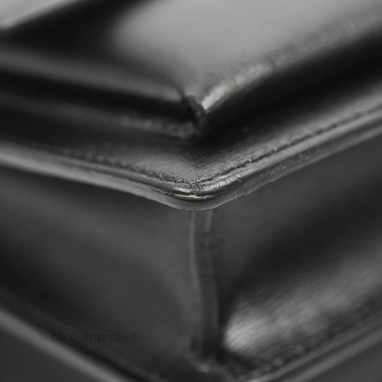 Saint Laurent Sunset Medium Black Calfskin Silver Hardware