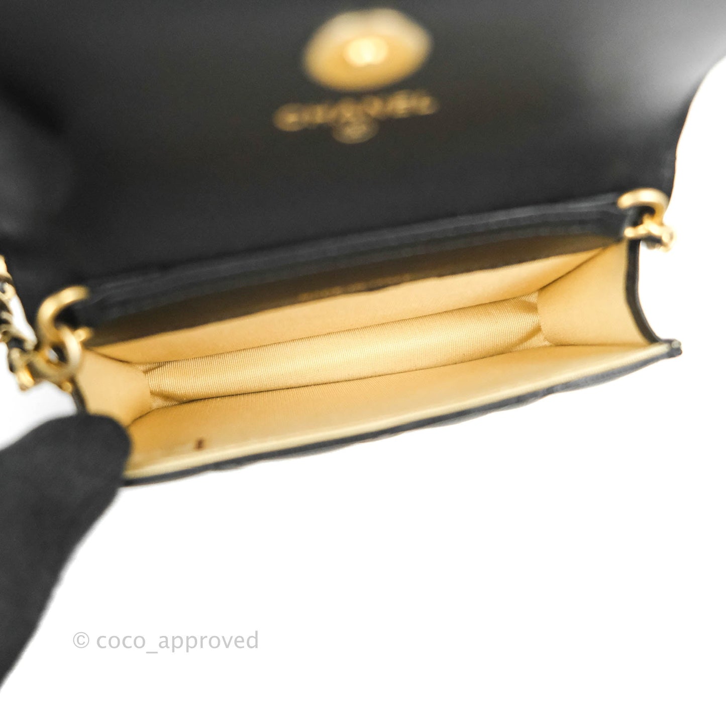 Chanel Pearl Crush Card Holder Black Lambskin Aged Gold Hardware