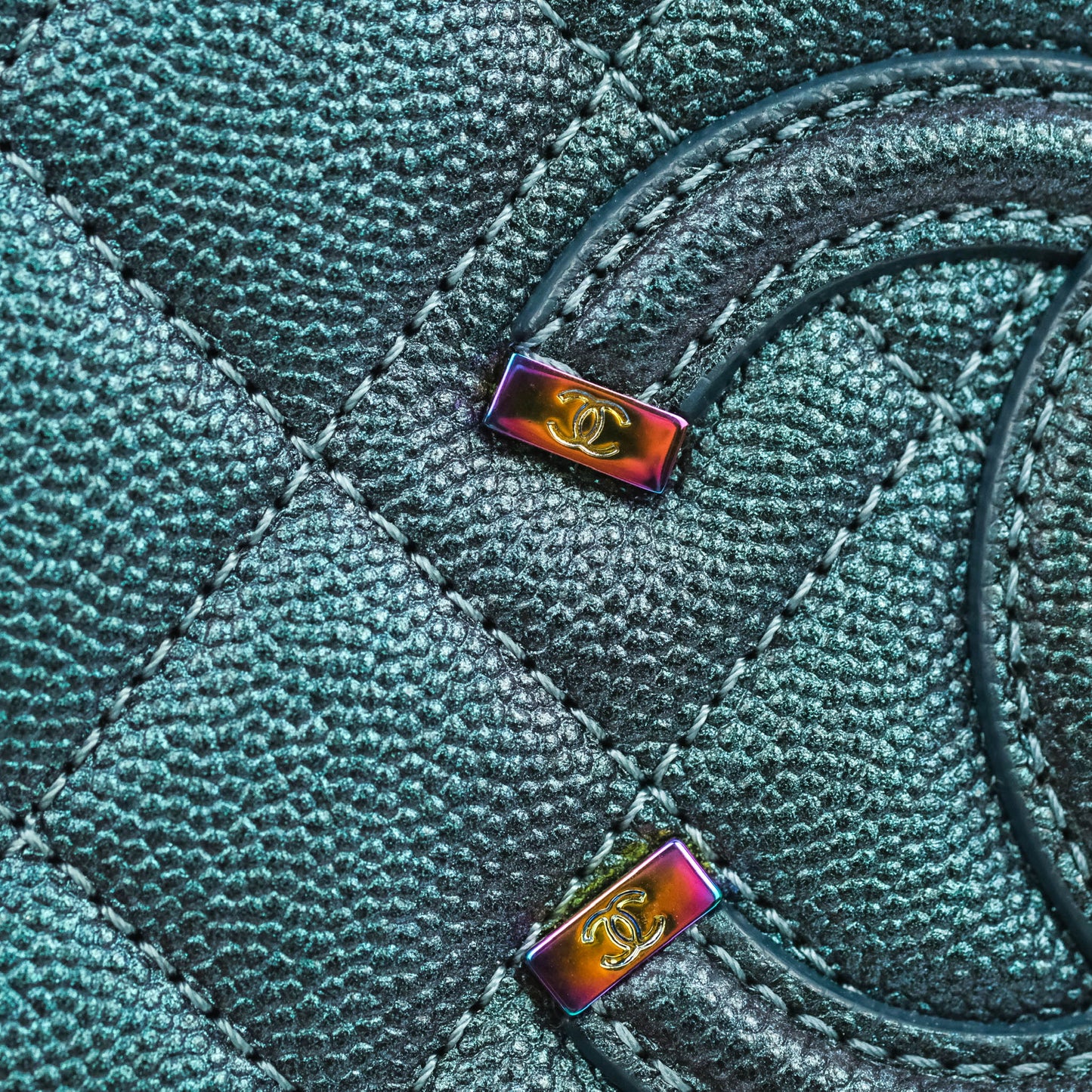 Chanel Quilted Medium CC Filigree Vanity Case Iridescent Dark Turquoise Caviar Rainbow Hardware
