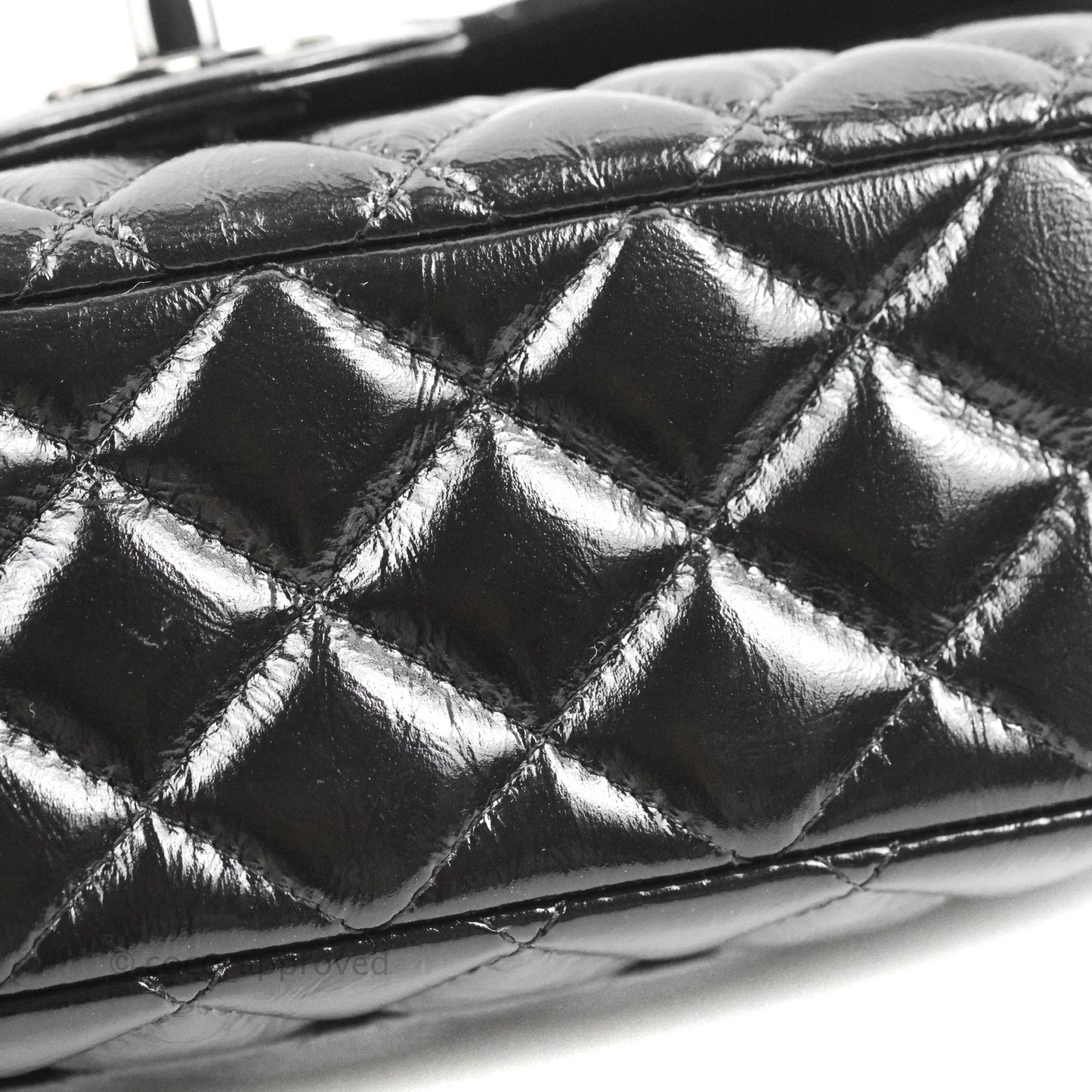 Chanel M/L Medium Classic Quilted Flap So Black Shiny Crumpled Calfskin